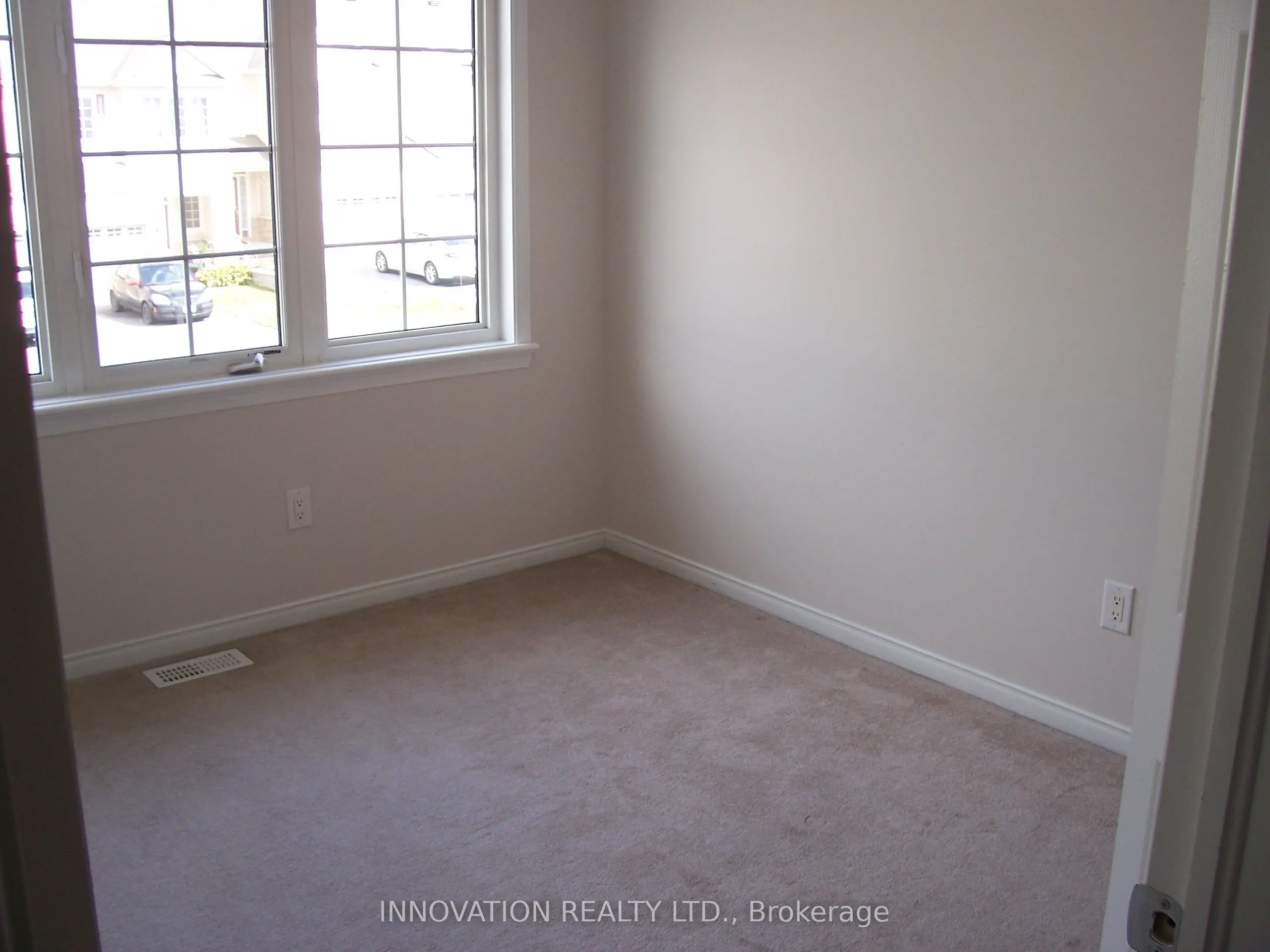 180 Laramie Crescent