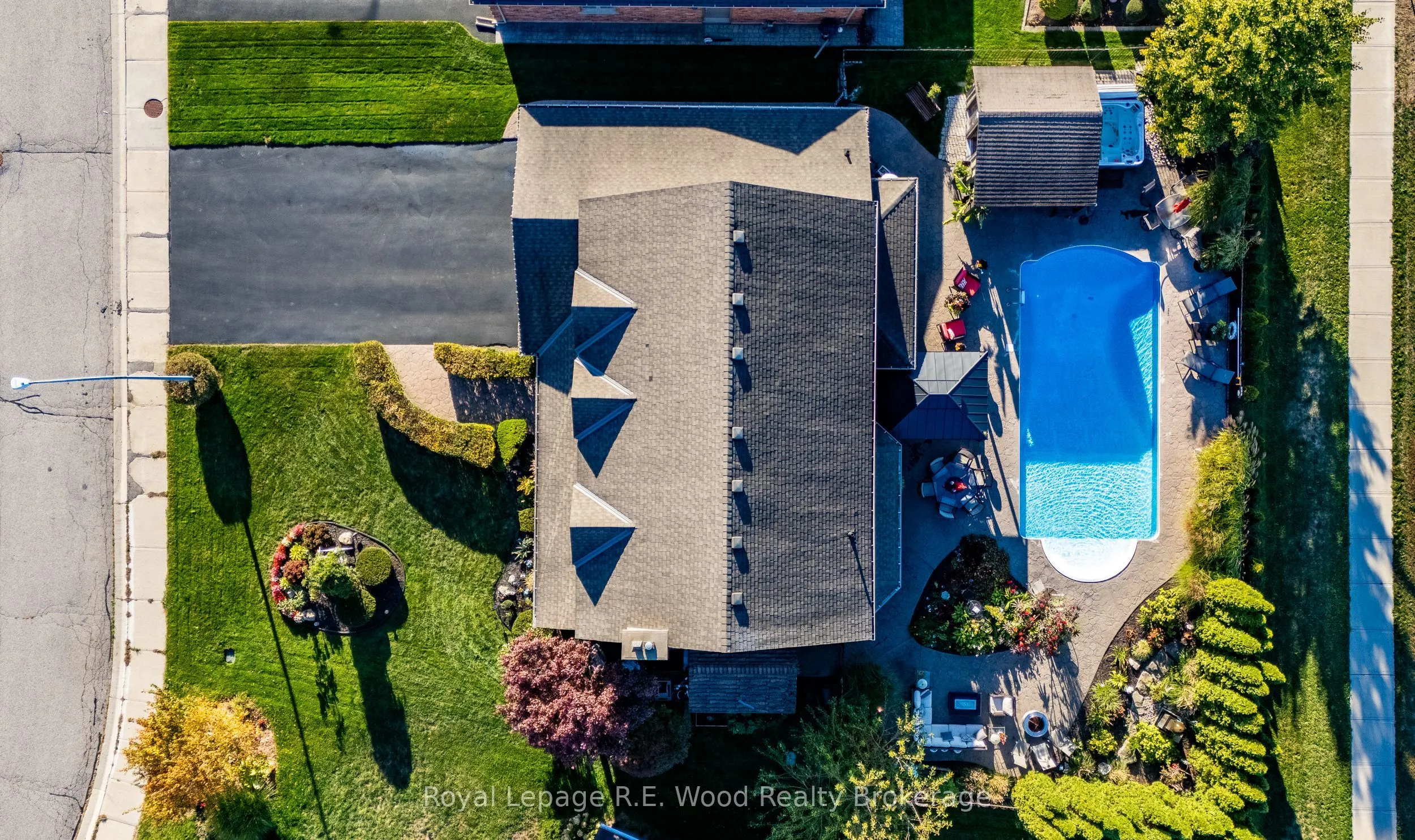 21 Thomas Avenue