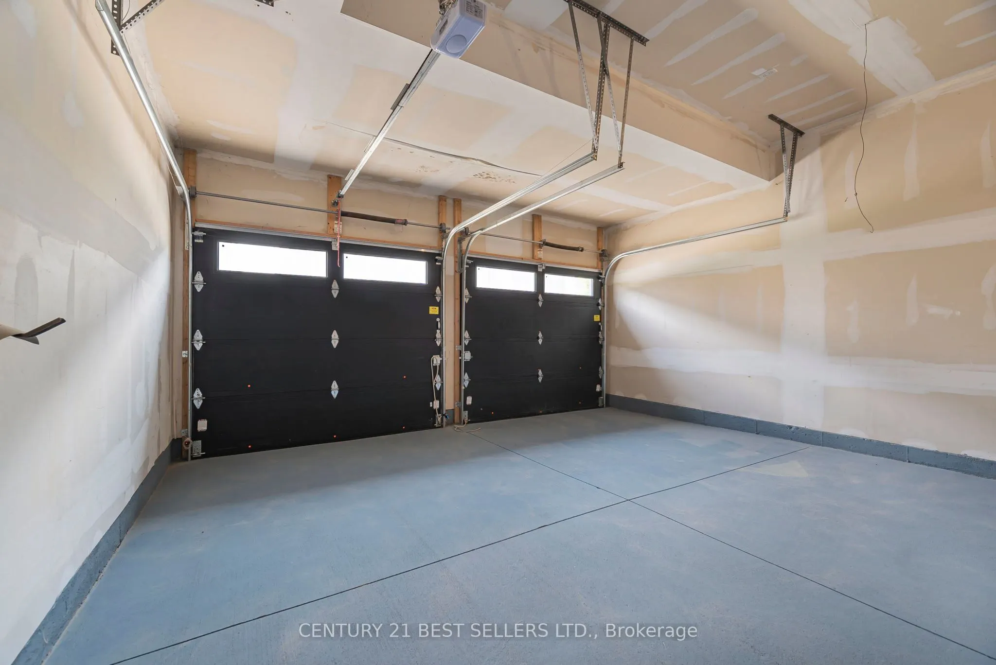 2619 Sheffield Boulevard #33