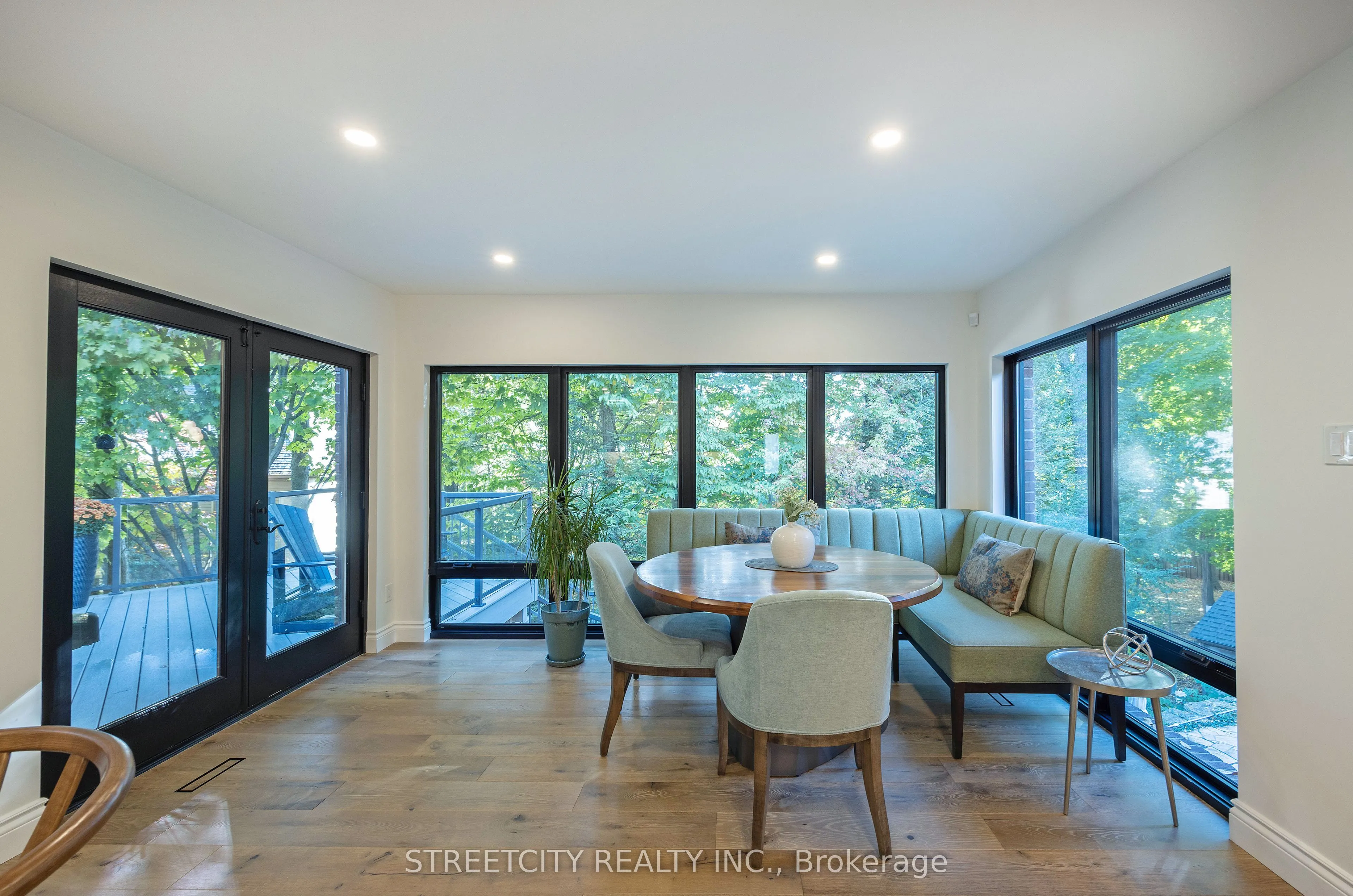 46 Foxborough Grove