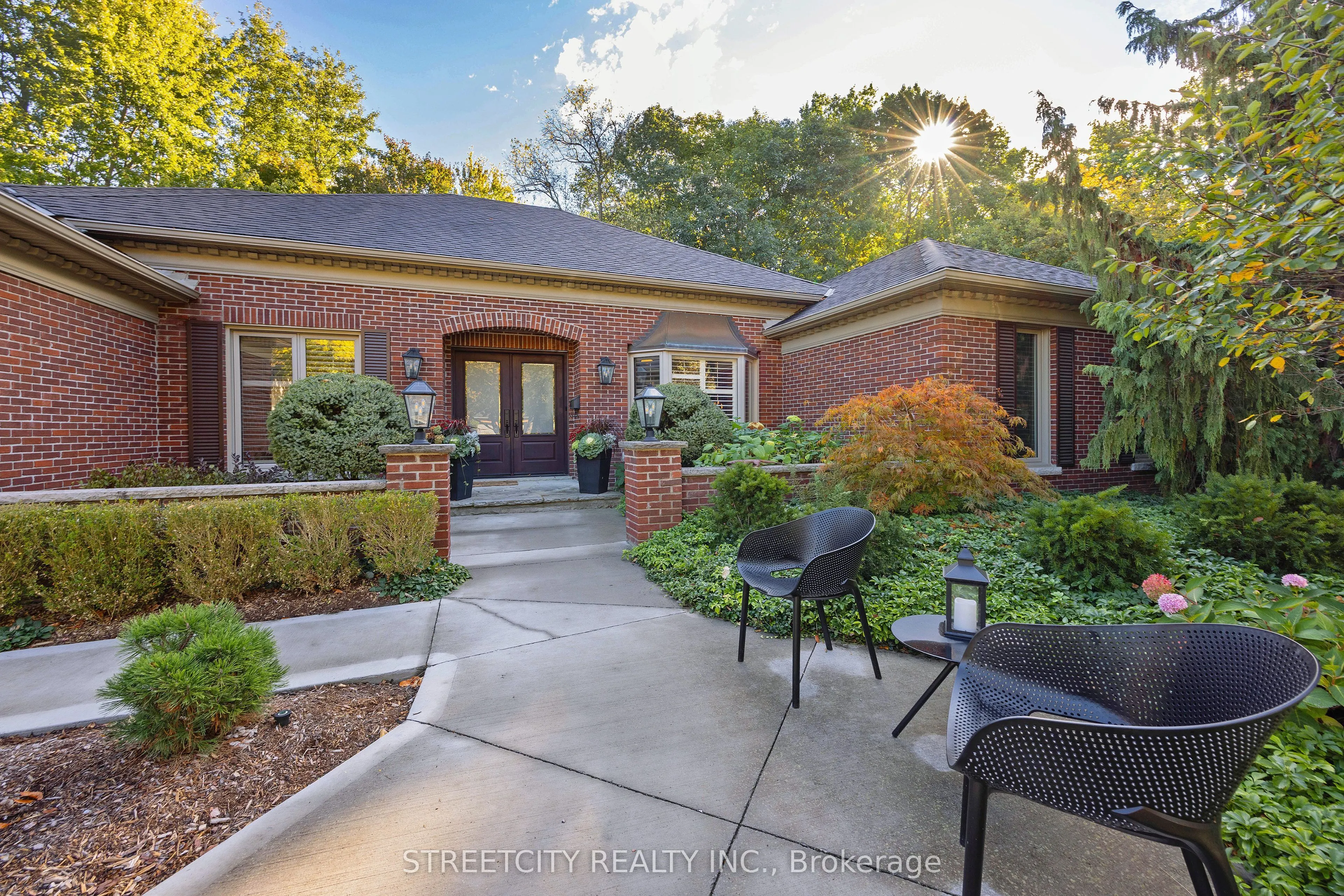 46 Foxborough Grove