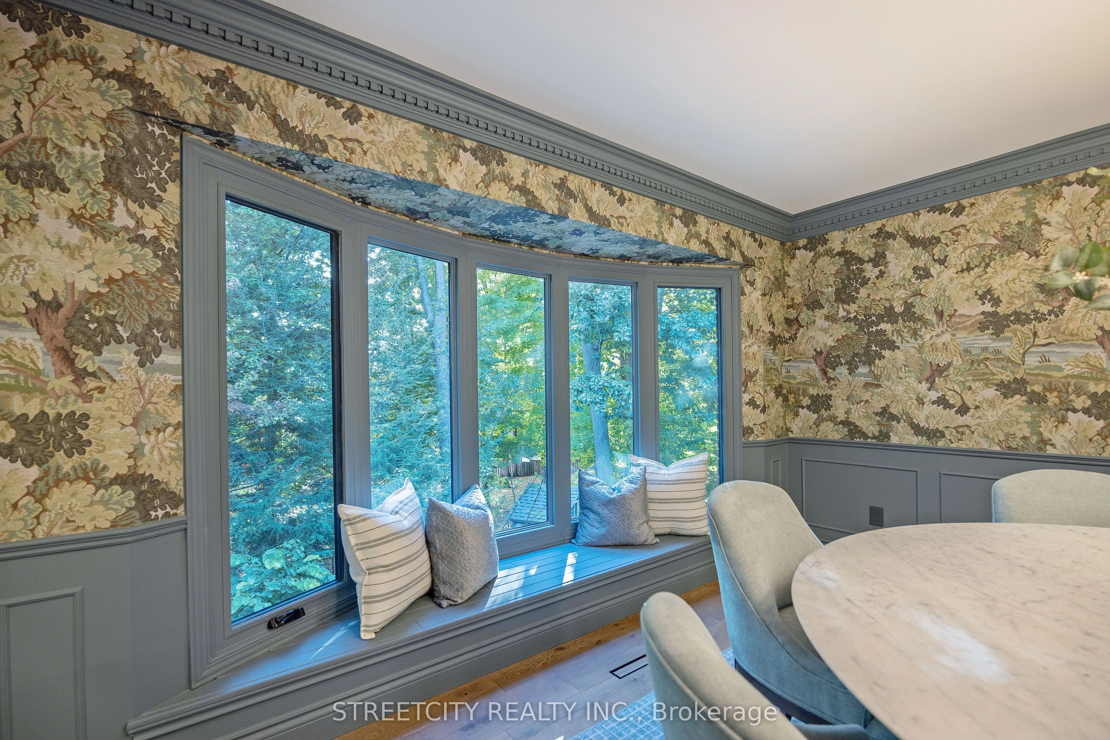 46 Foxborough Grove