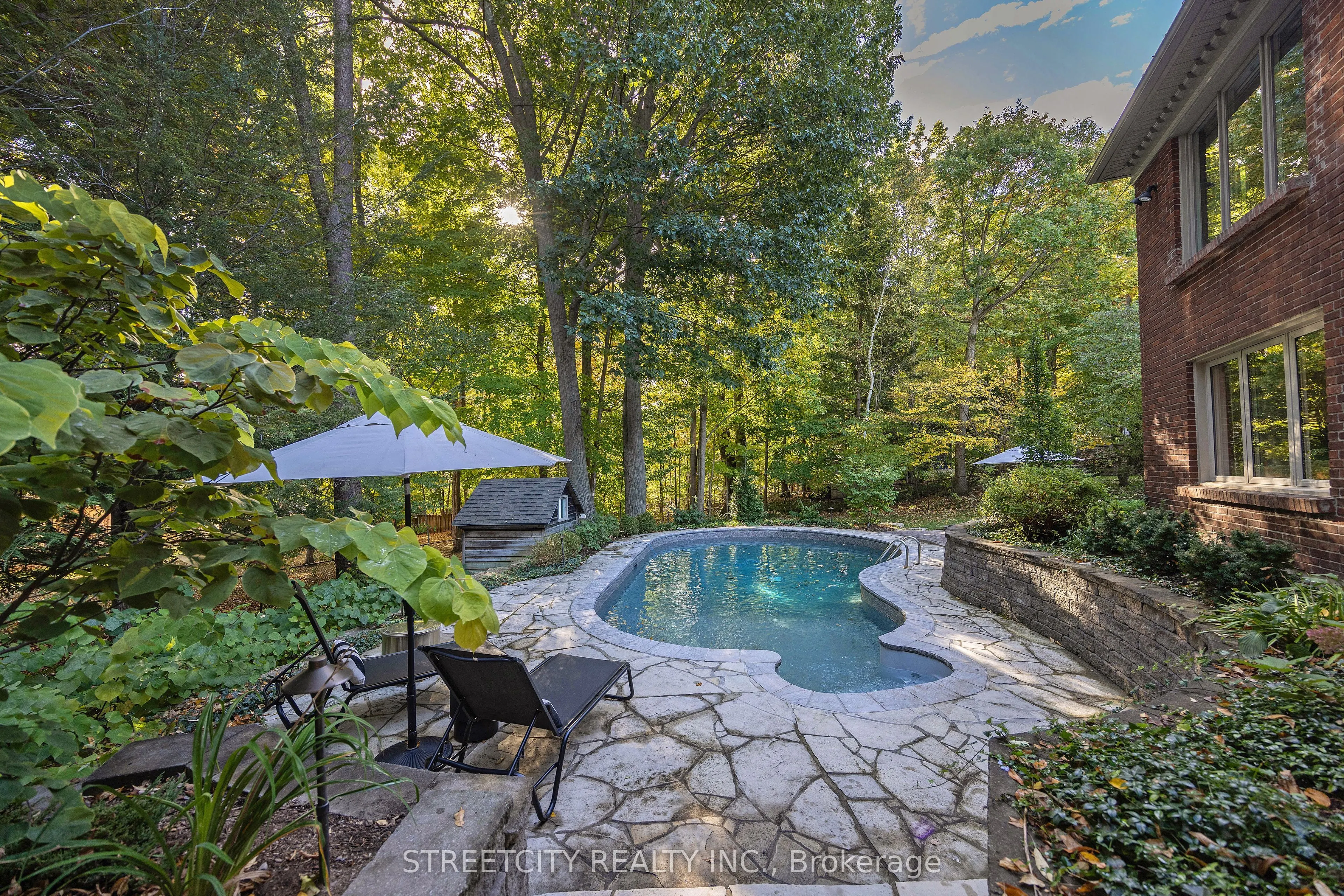 46 Foxborough Grove