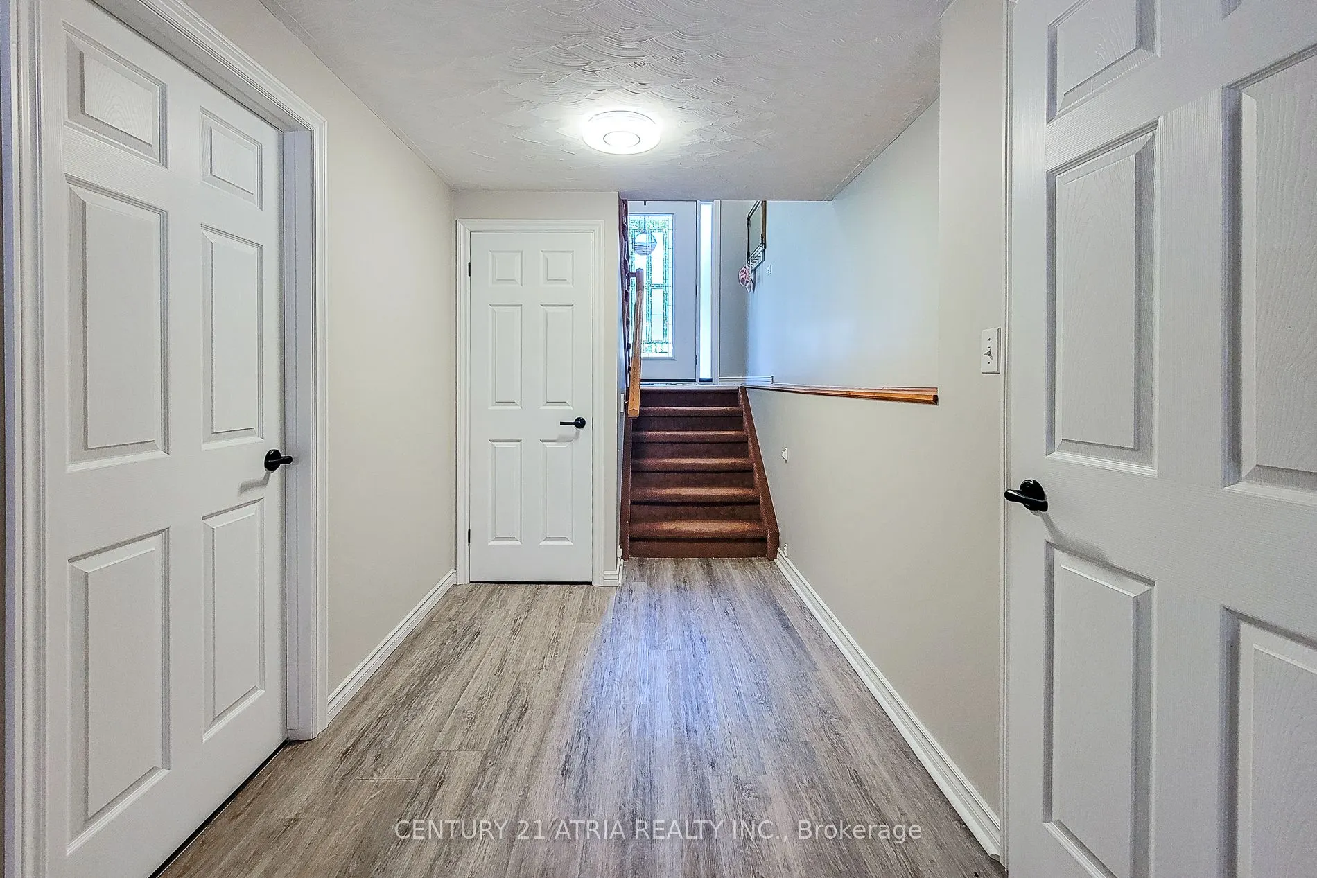 20 Ravine Road