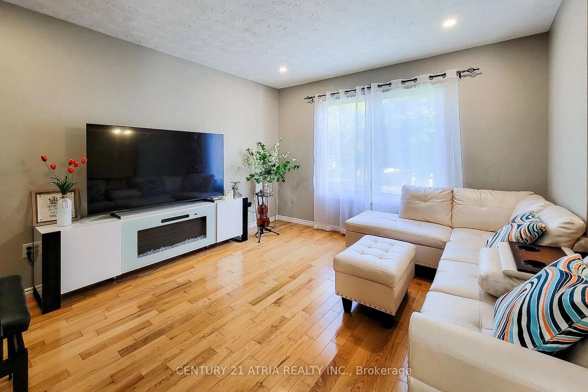 20 Ravine Road