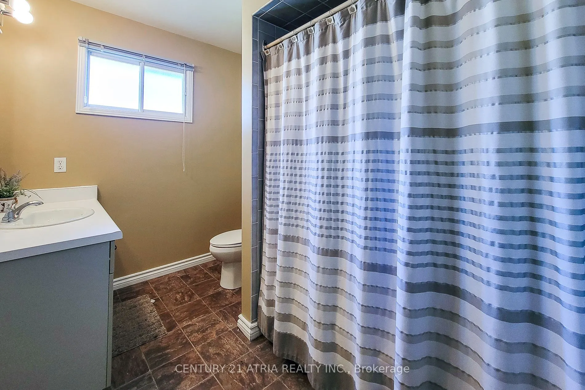 20 Ravine Road
