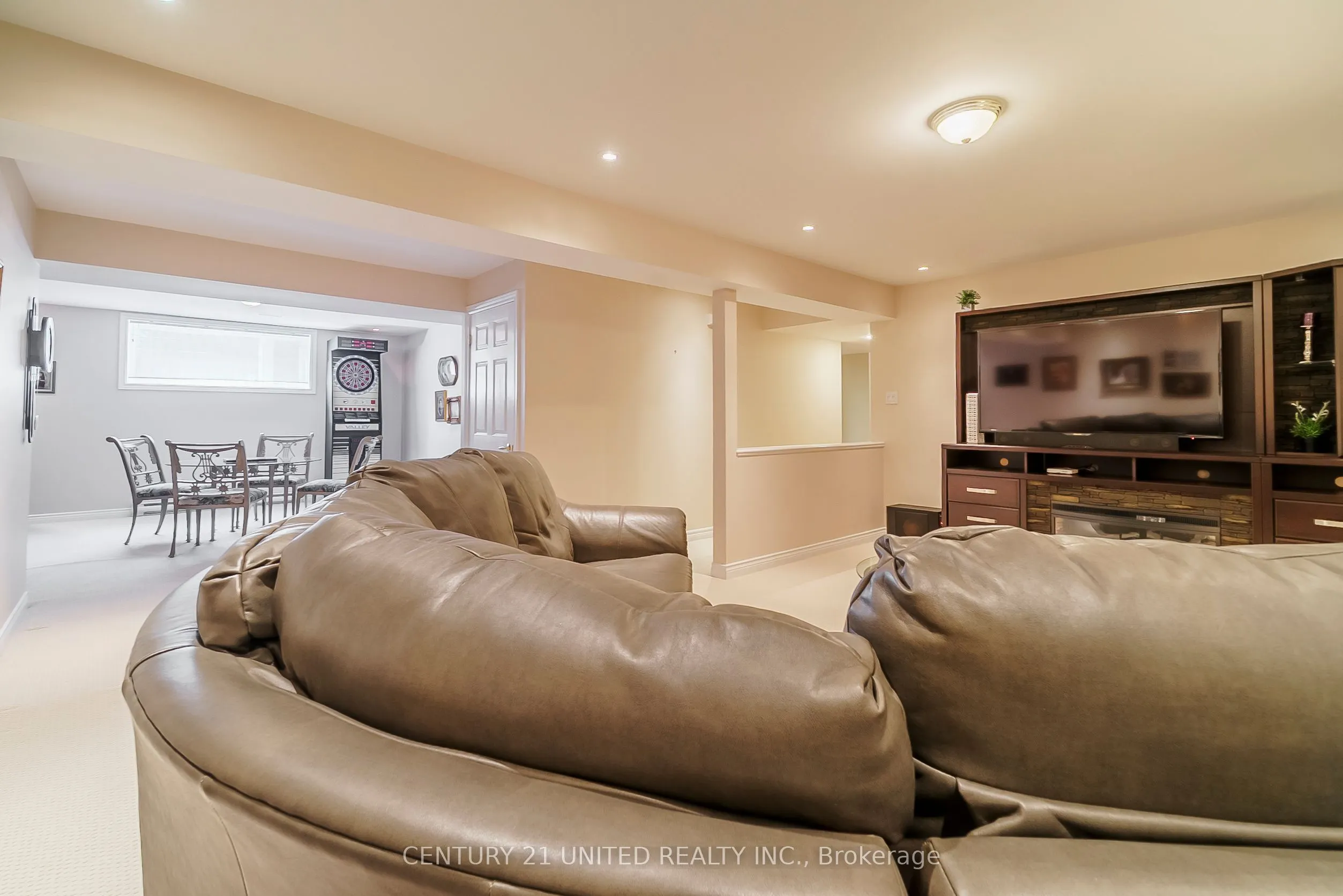 1850 Cherryhill Road, #6