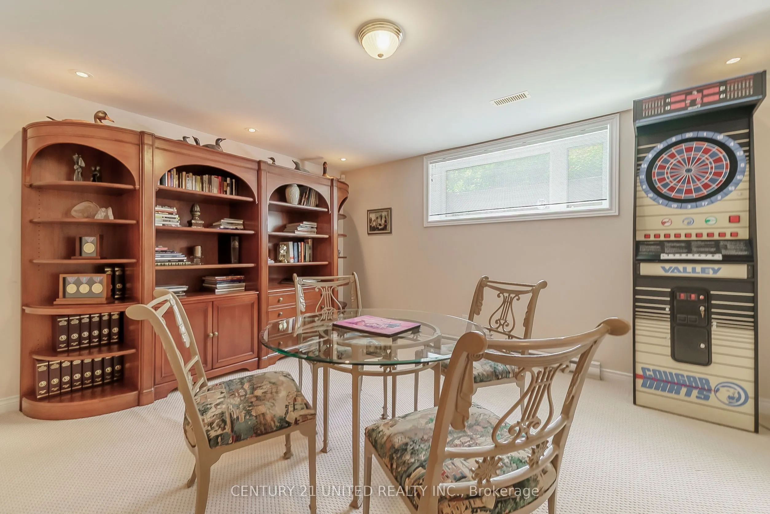 1850 Cherryhill Road, #6