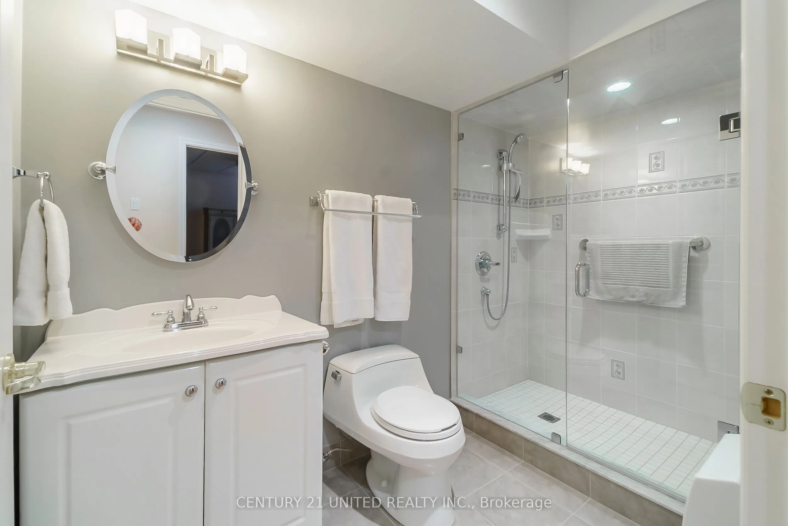 1850 Cherryhill Road, #6