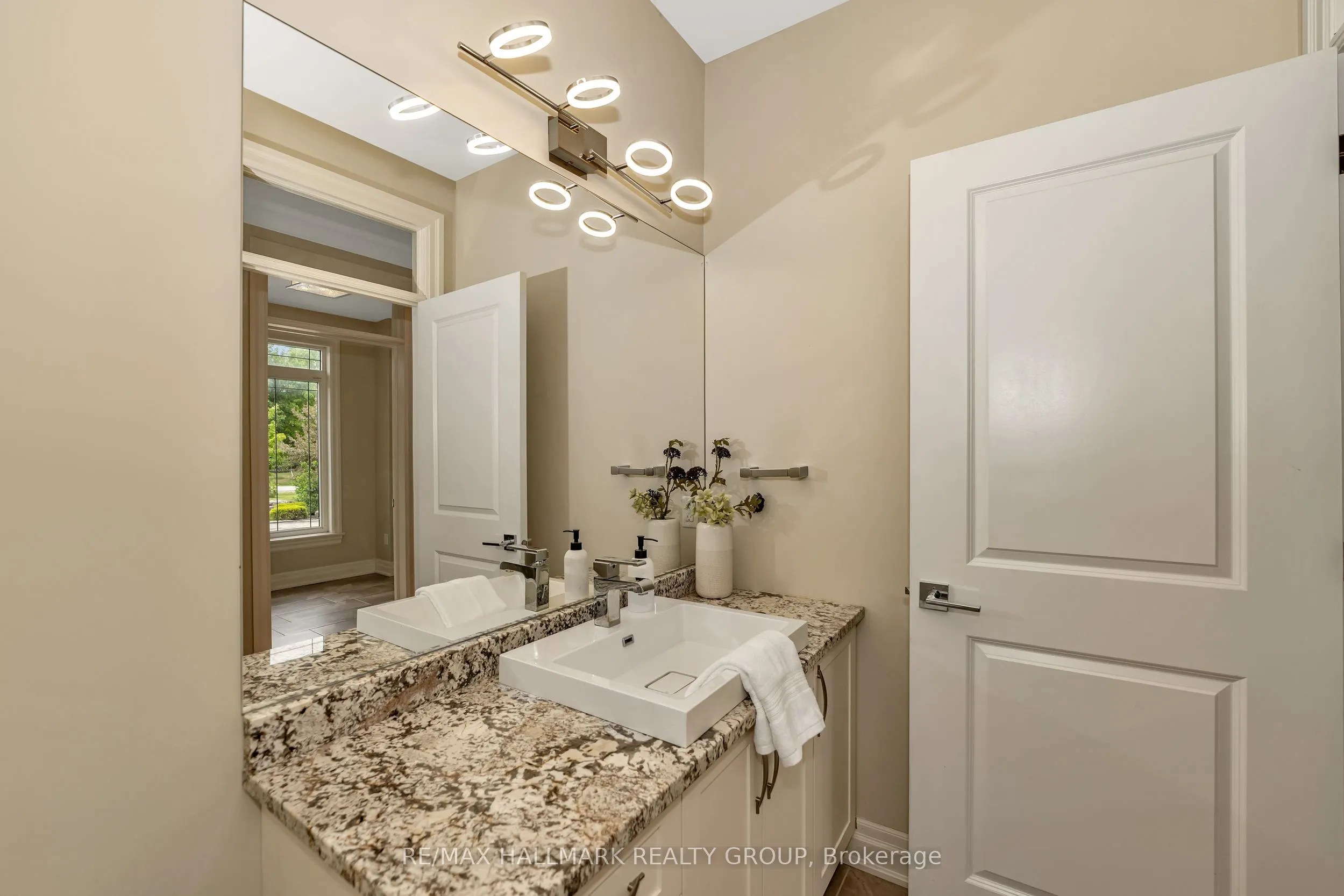 5813 Red Castle Ridge
