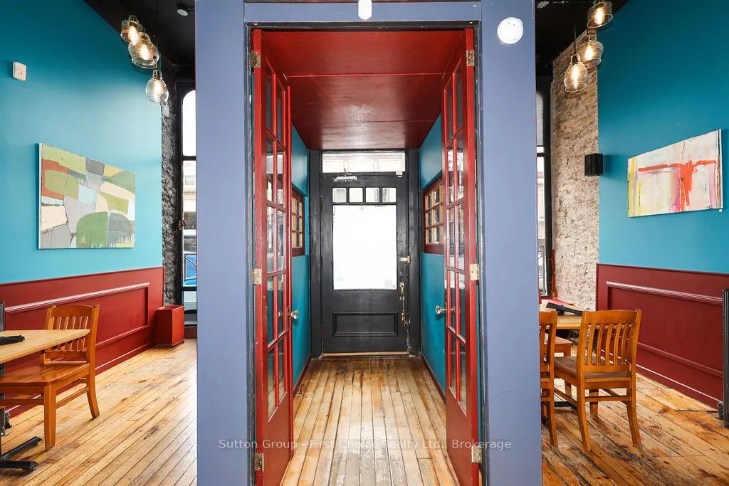 159 QUEEN Street E, #main