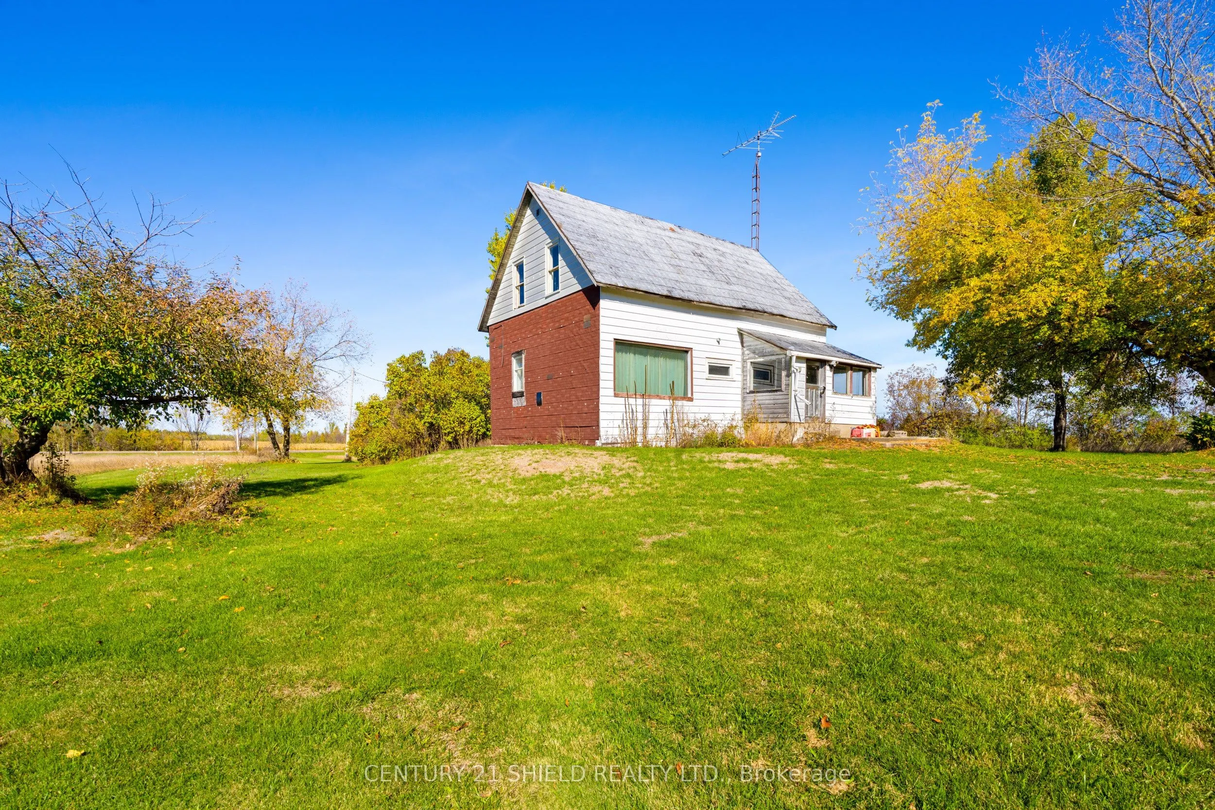 14244 County Rd 18 Road