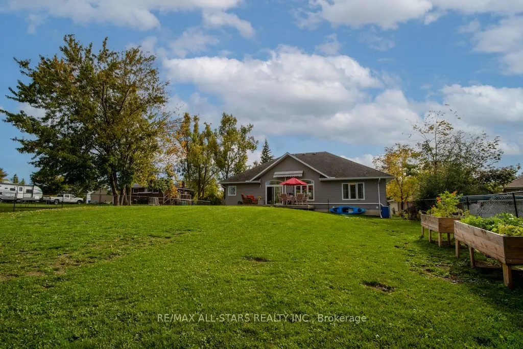 120 Victoria Drive
