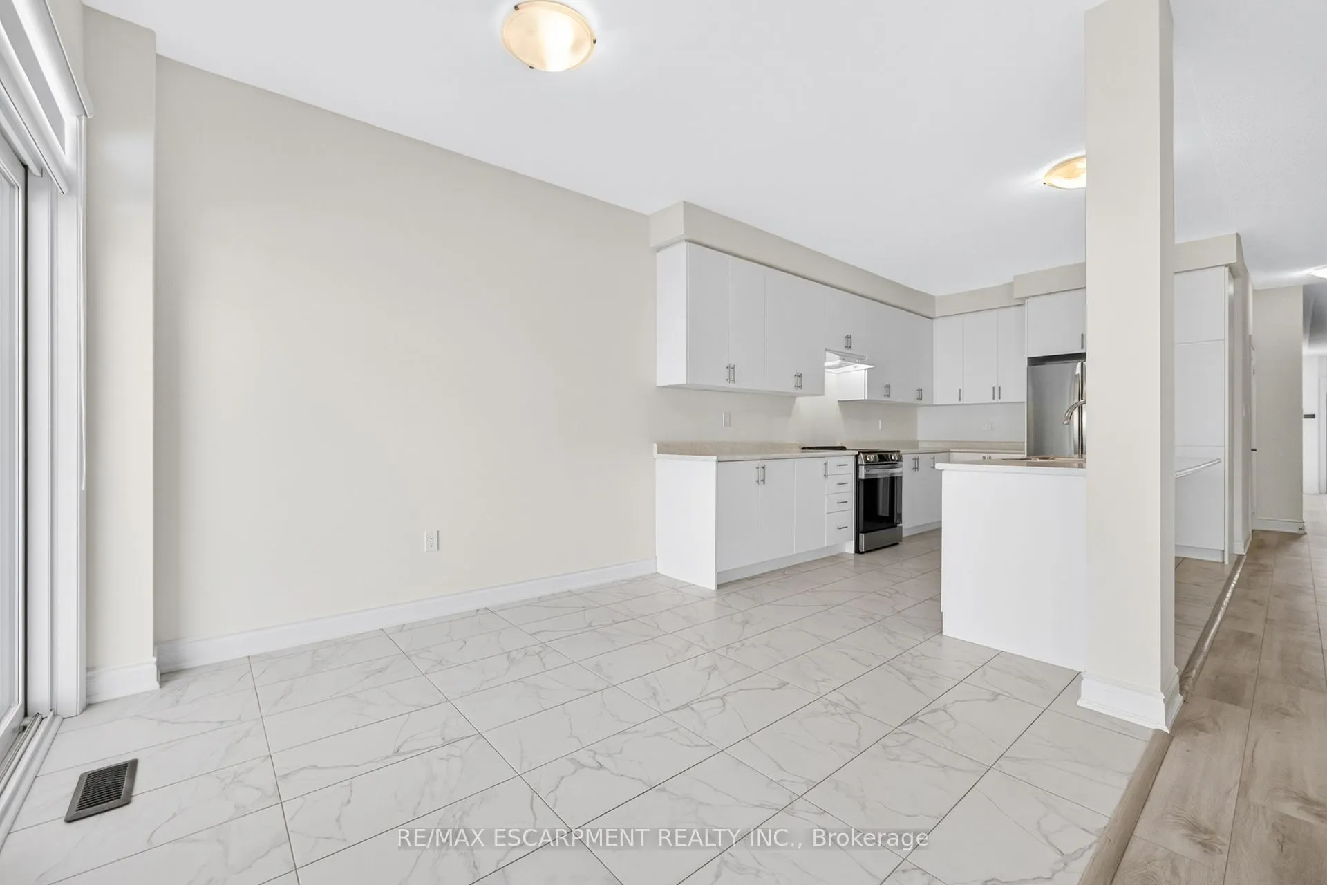 47 Bloomfield Crescent