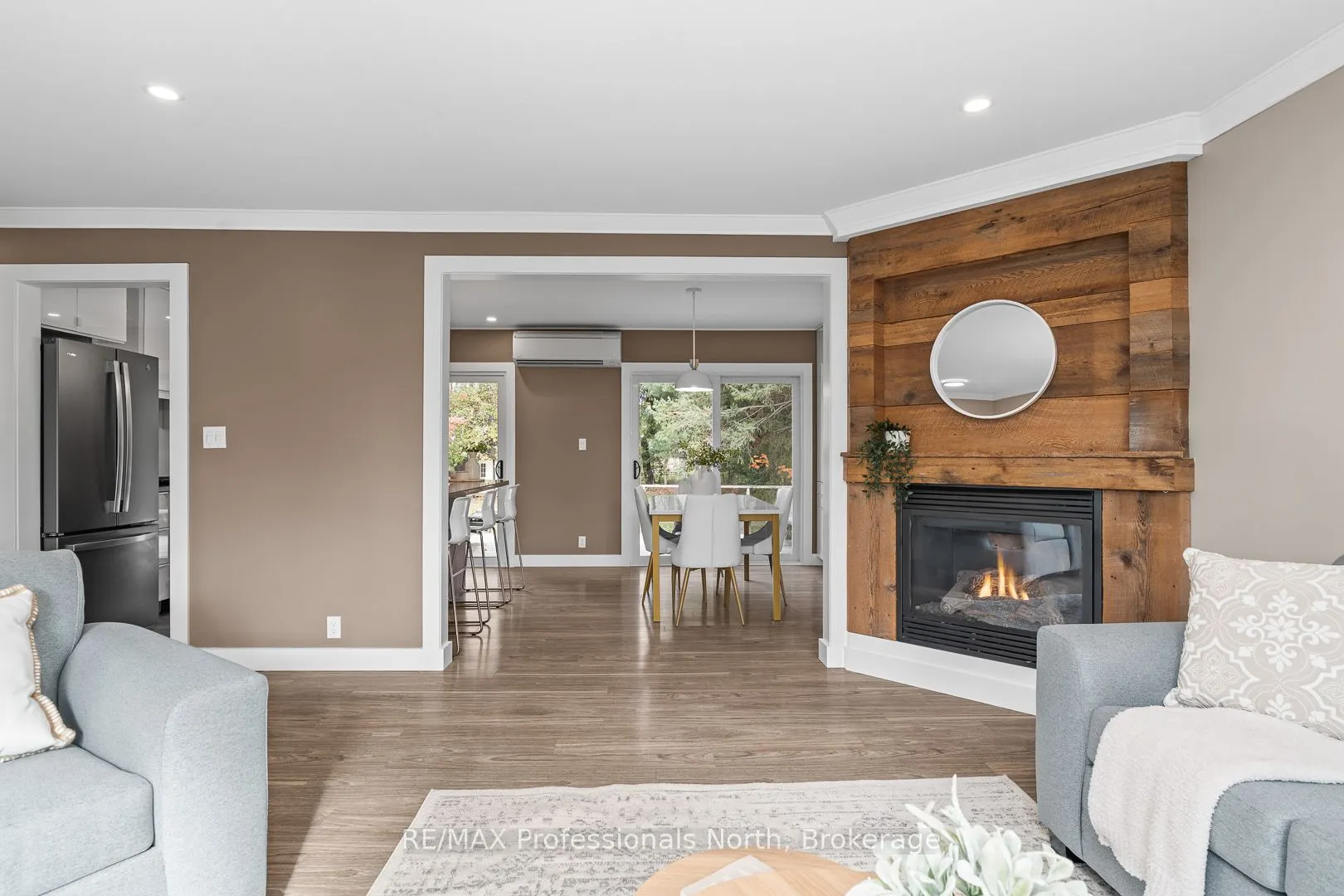 11 Andrea Drive