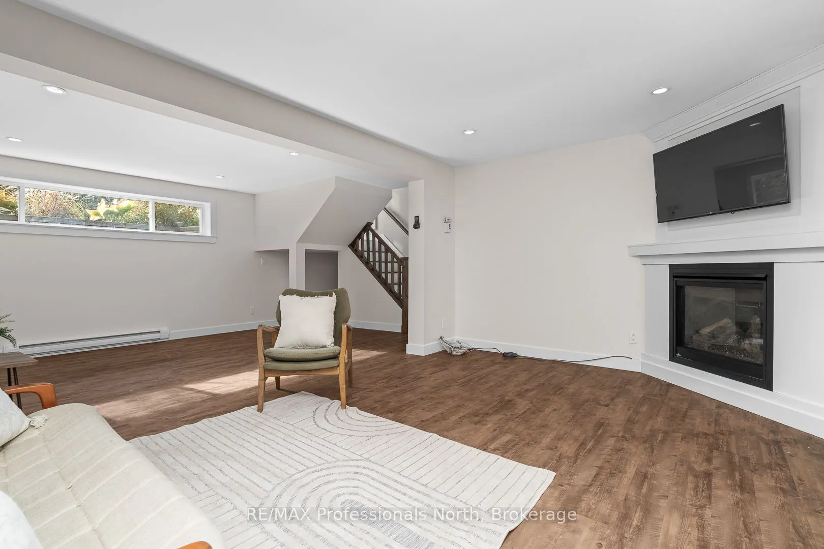 11 Andrea Drive
