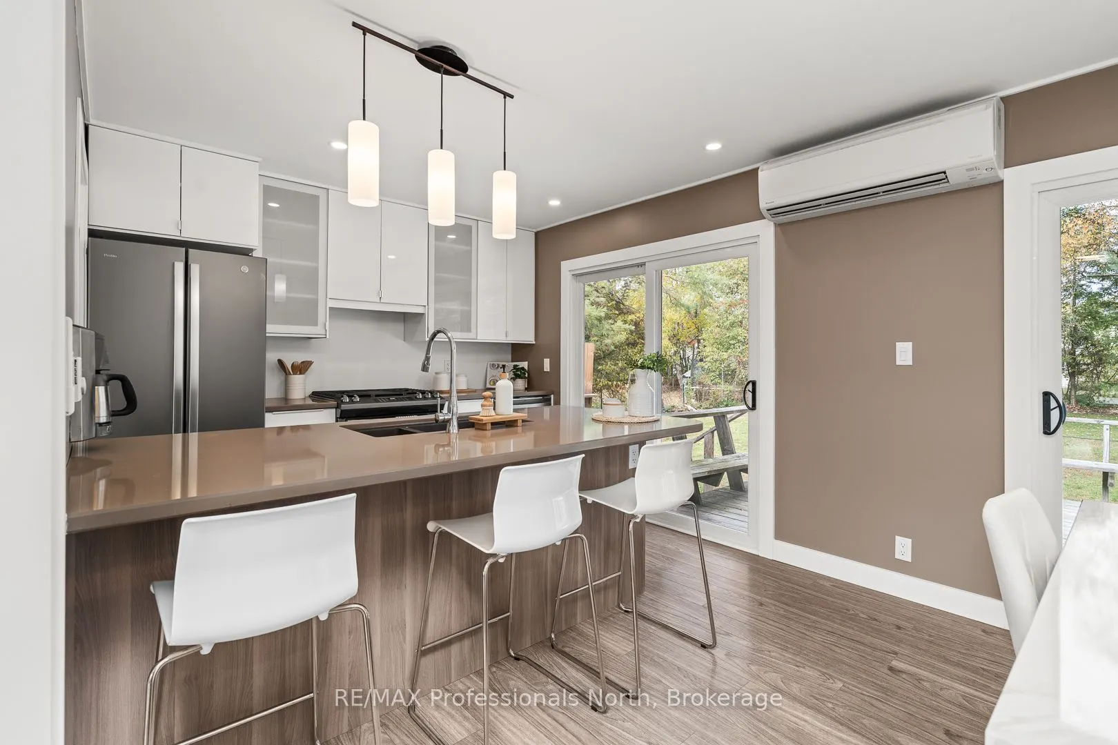 11 Andrea Drive