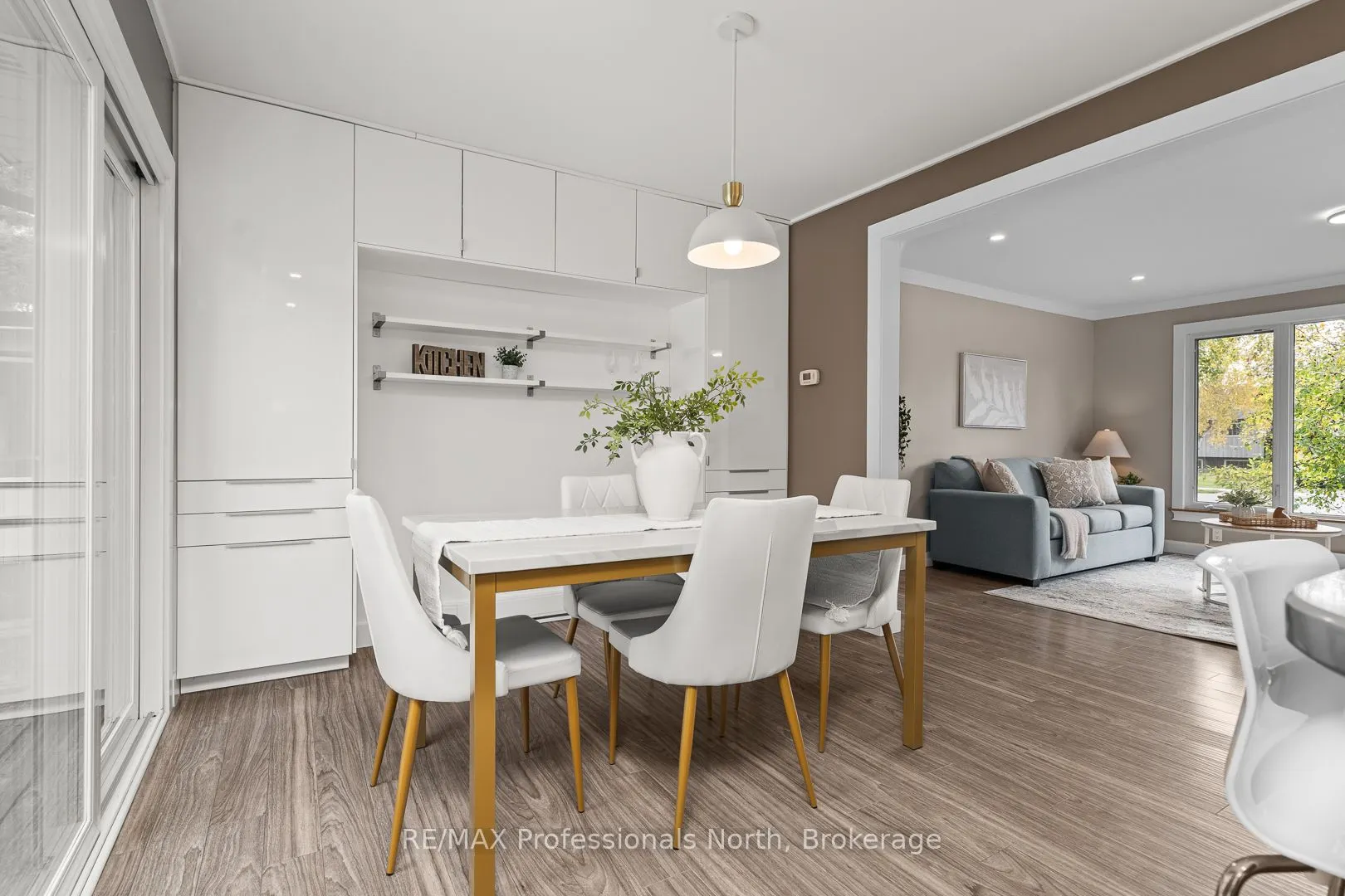11 Andrea Drive