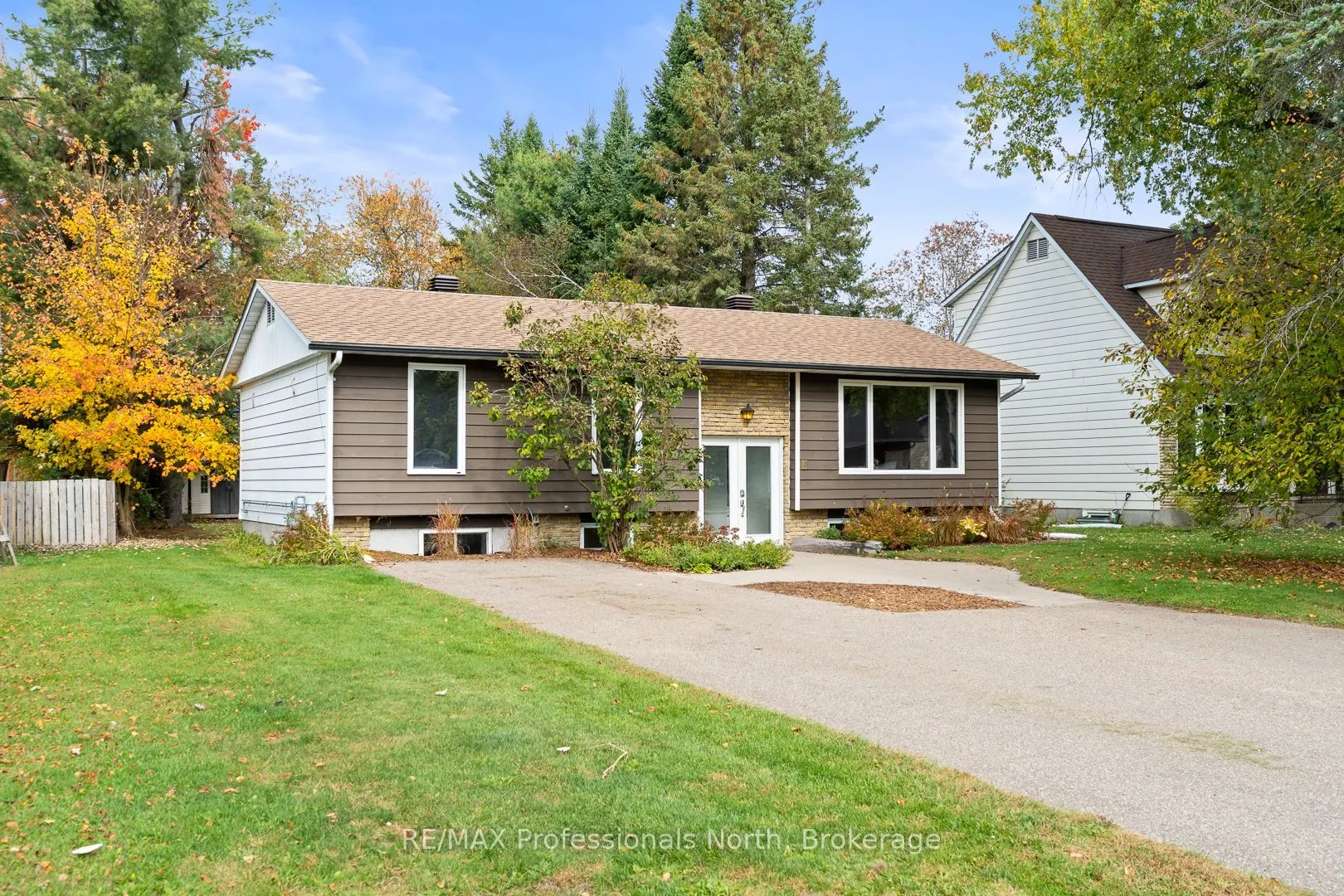 11 Andrea Drive