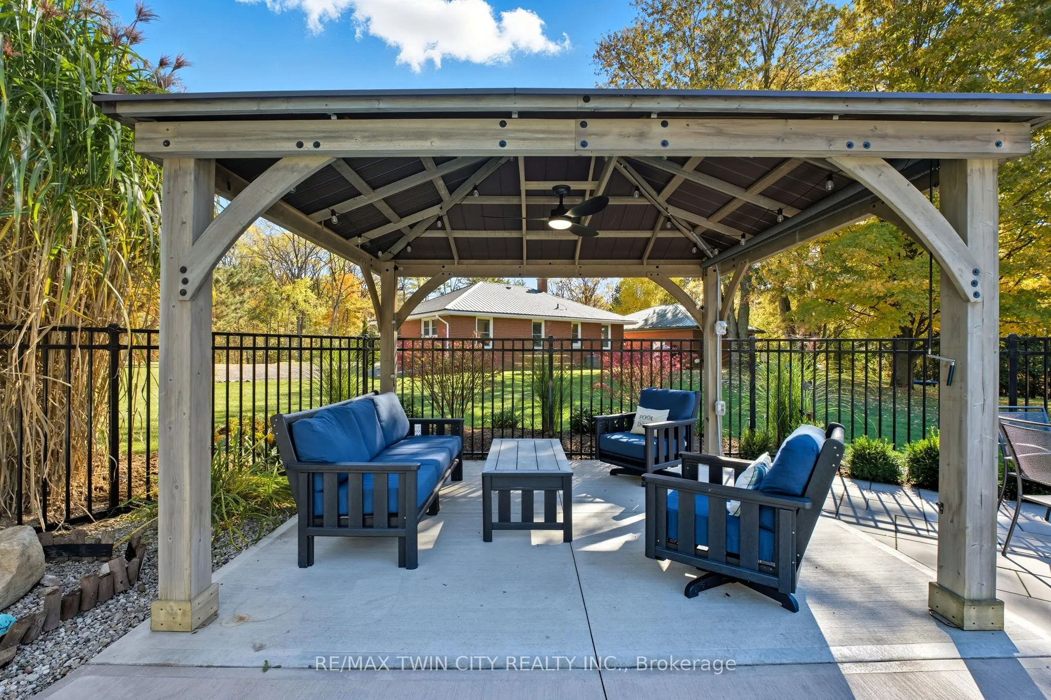 1822 Spragues Road