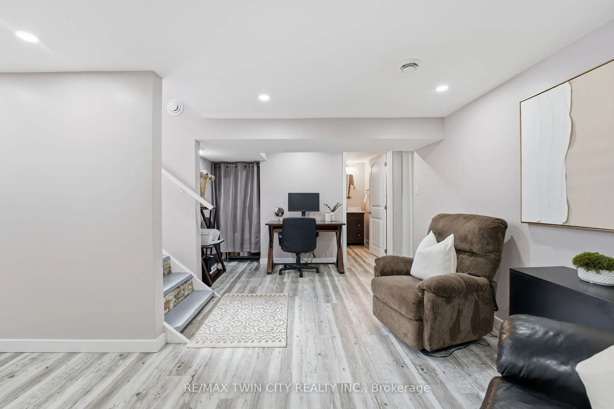 1822 Spragues Road