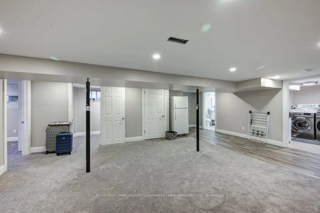 243 King Street E