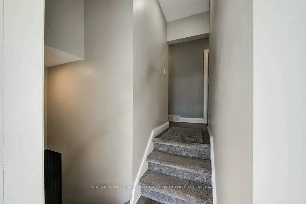 243 King Street E