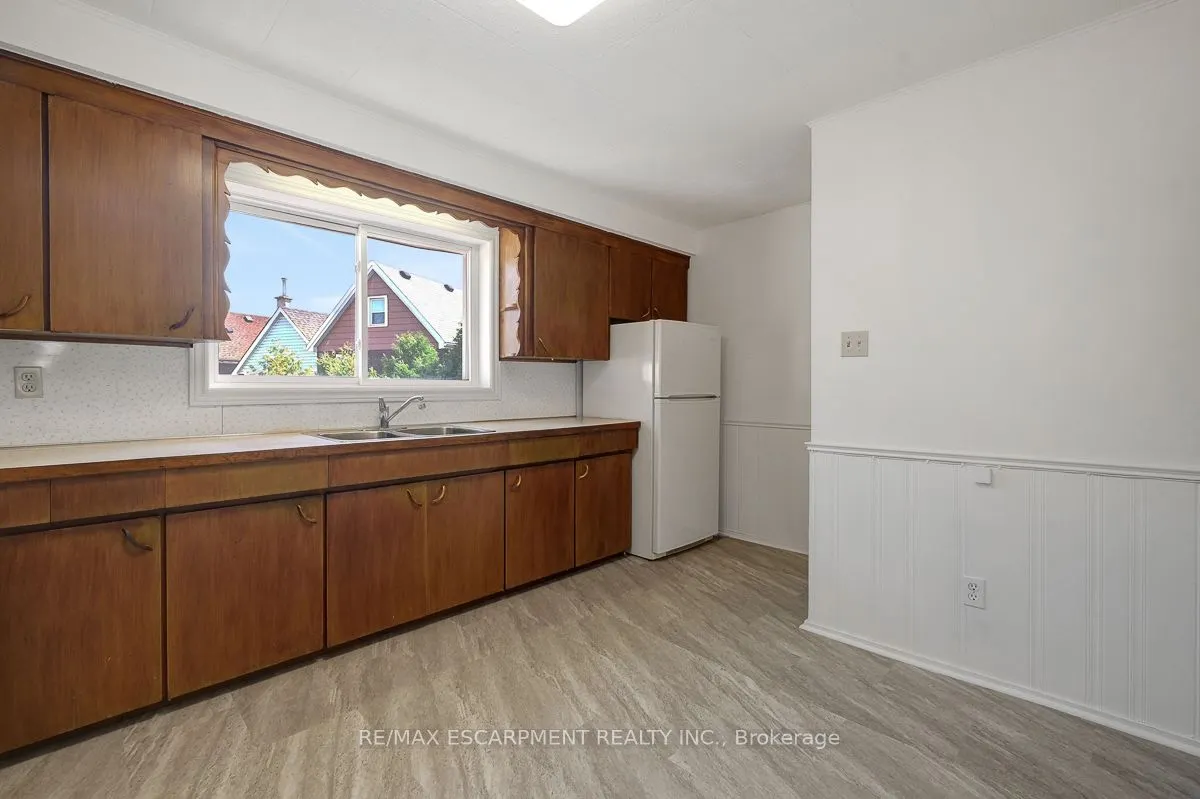 14 Niagara Street