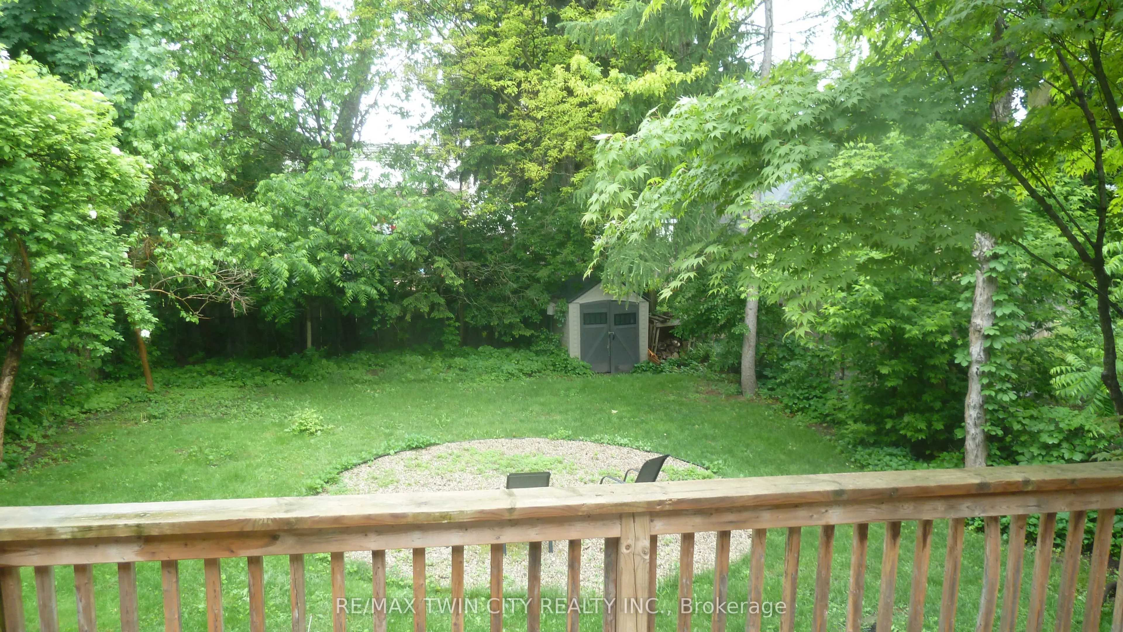 6 Grenville Avenue, #LOWER