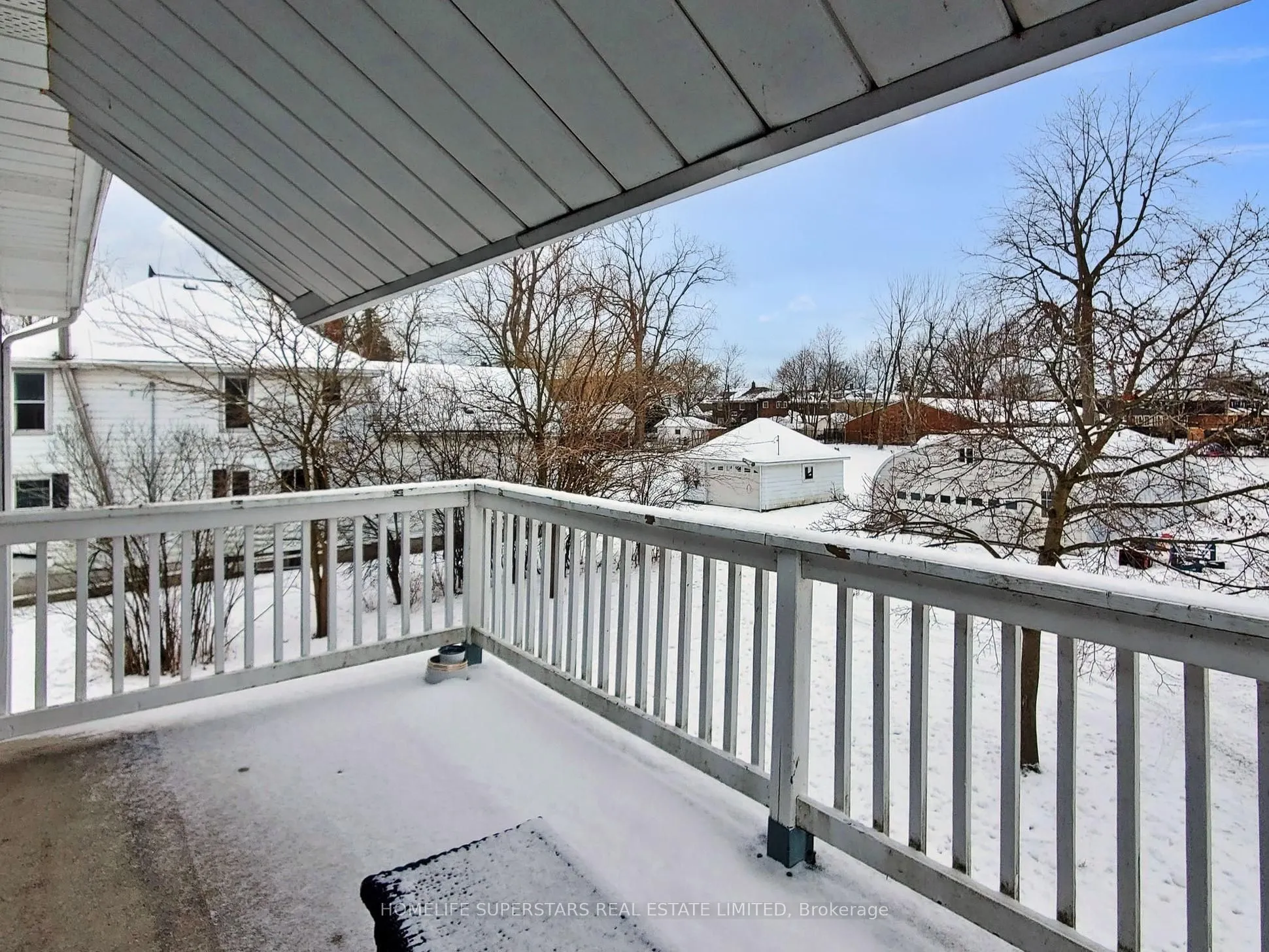 535 NIAGARA Boulevard