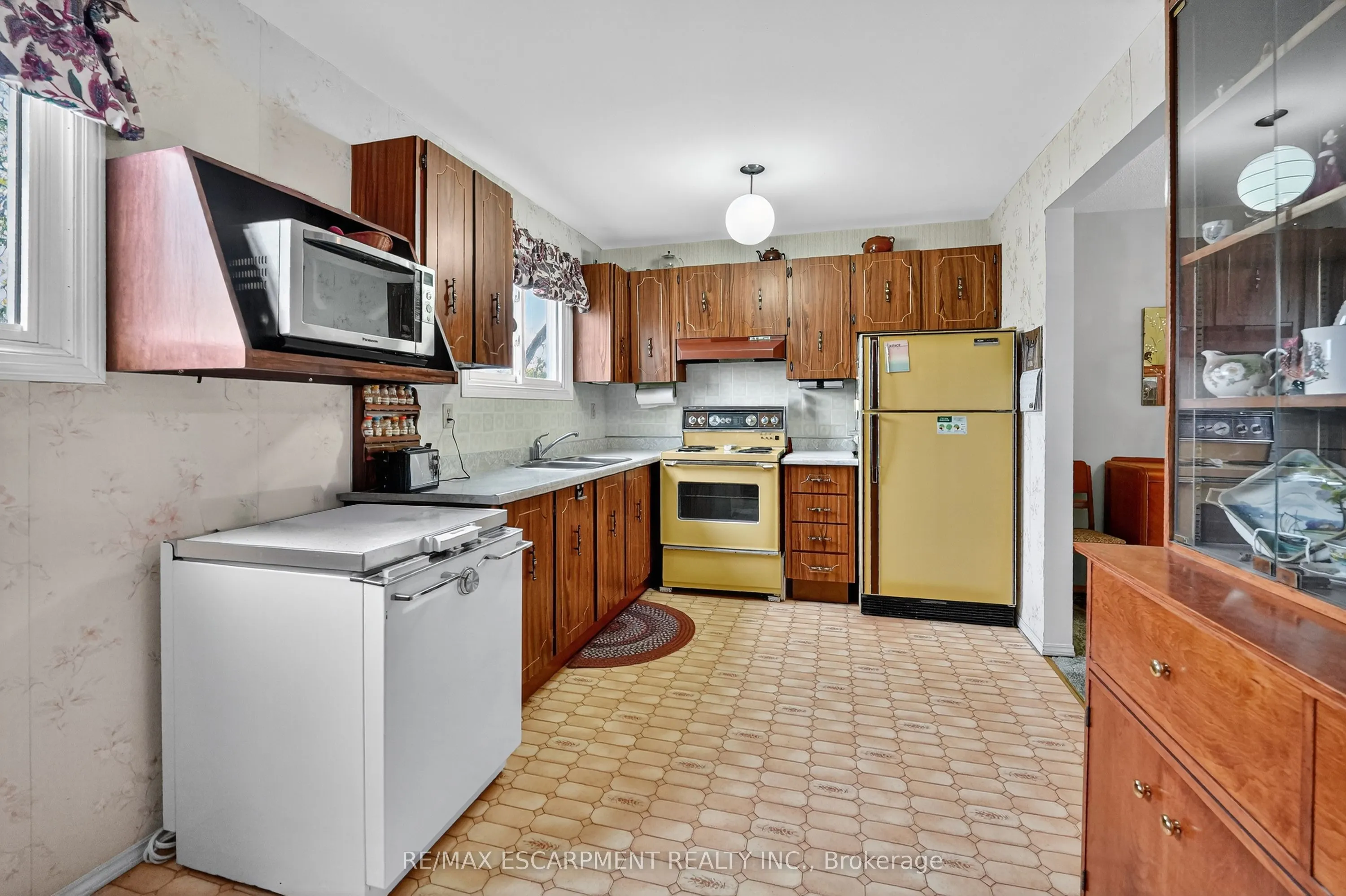 34 Bow Valley Drive, #1