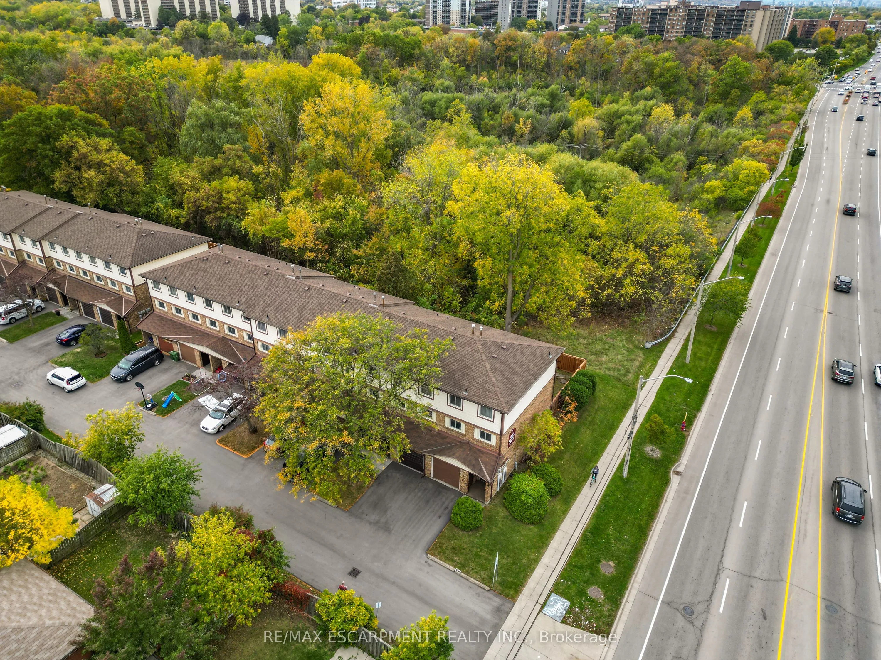 34 Bow Valley Drive, #1