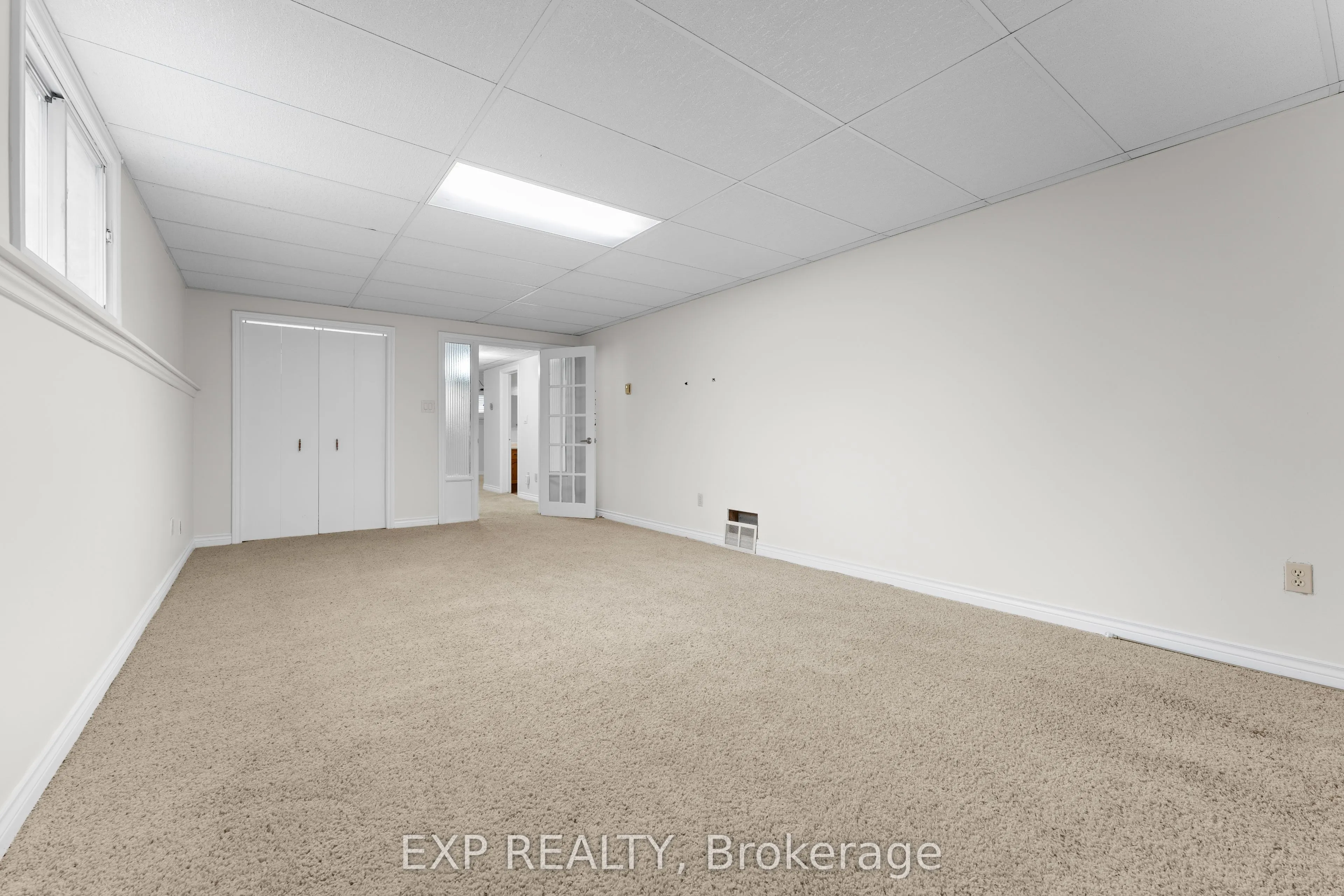 121 TollGate Road