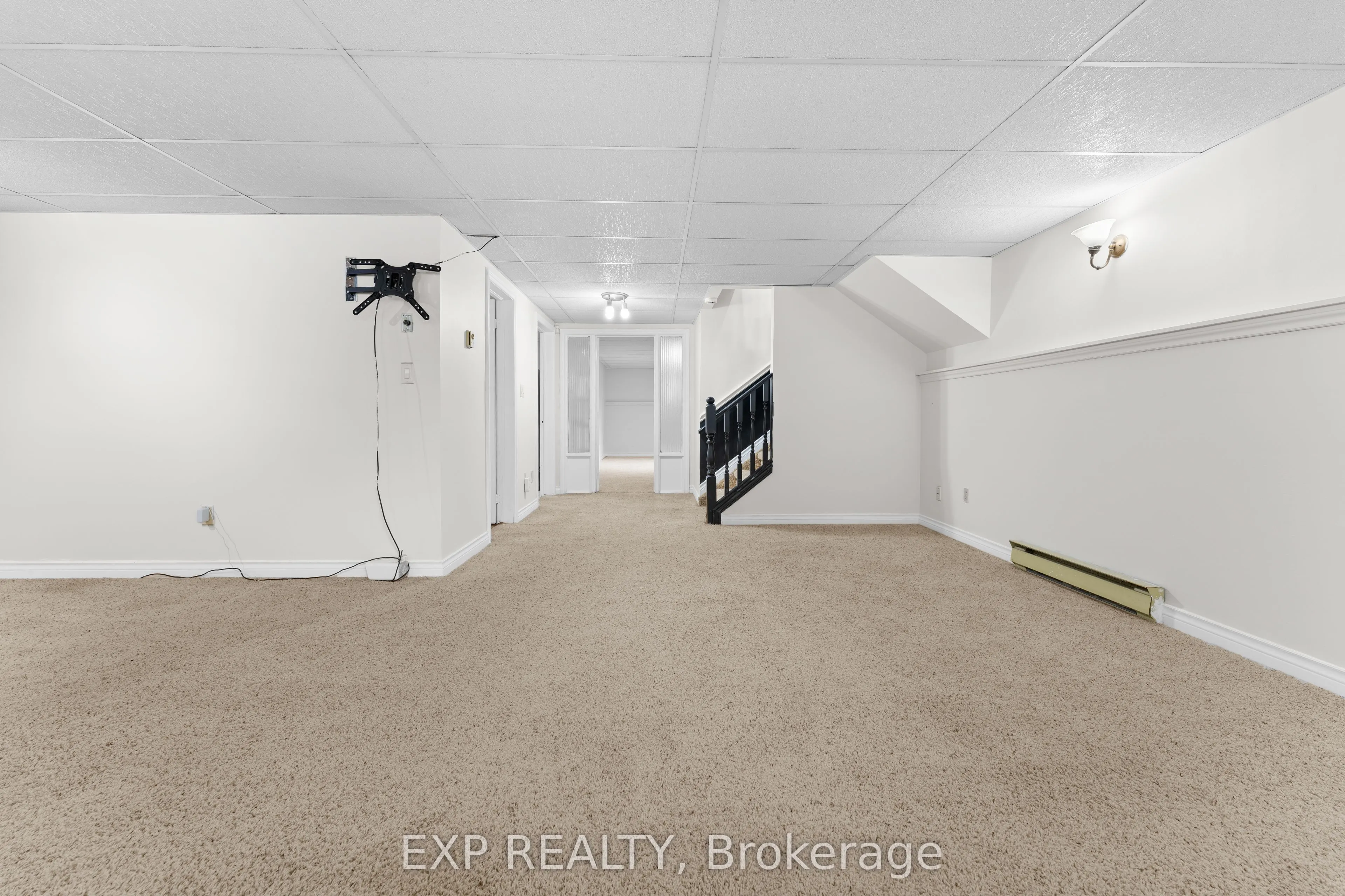 121 TollGate Road