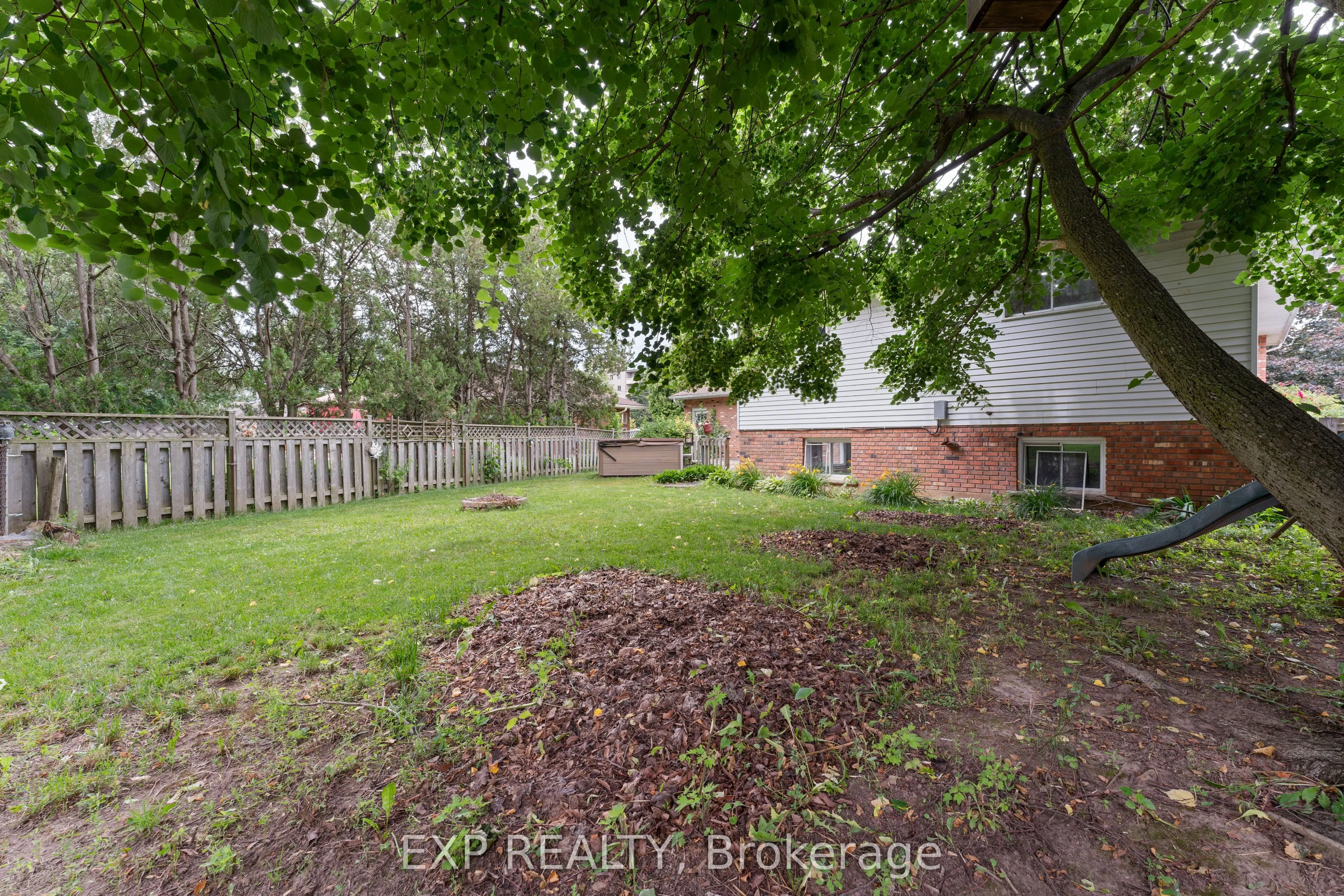 121 TollGate Road
