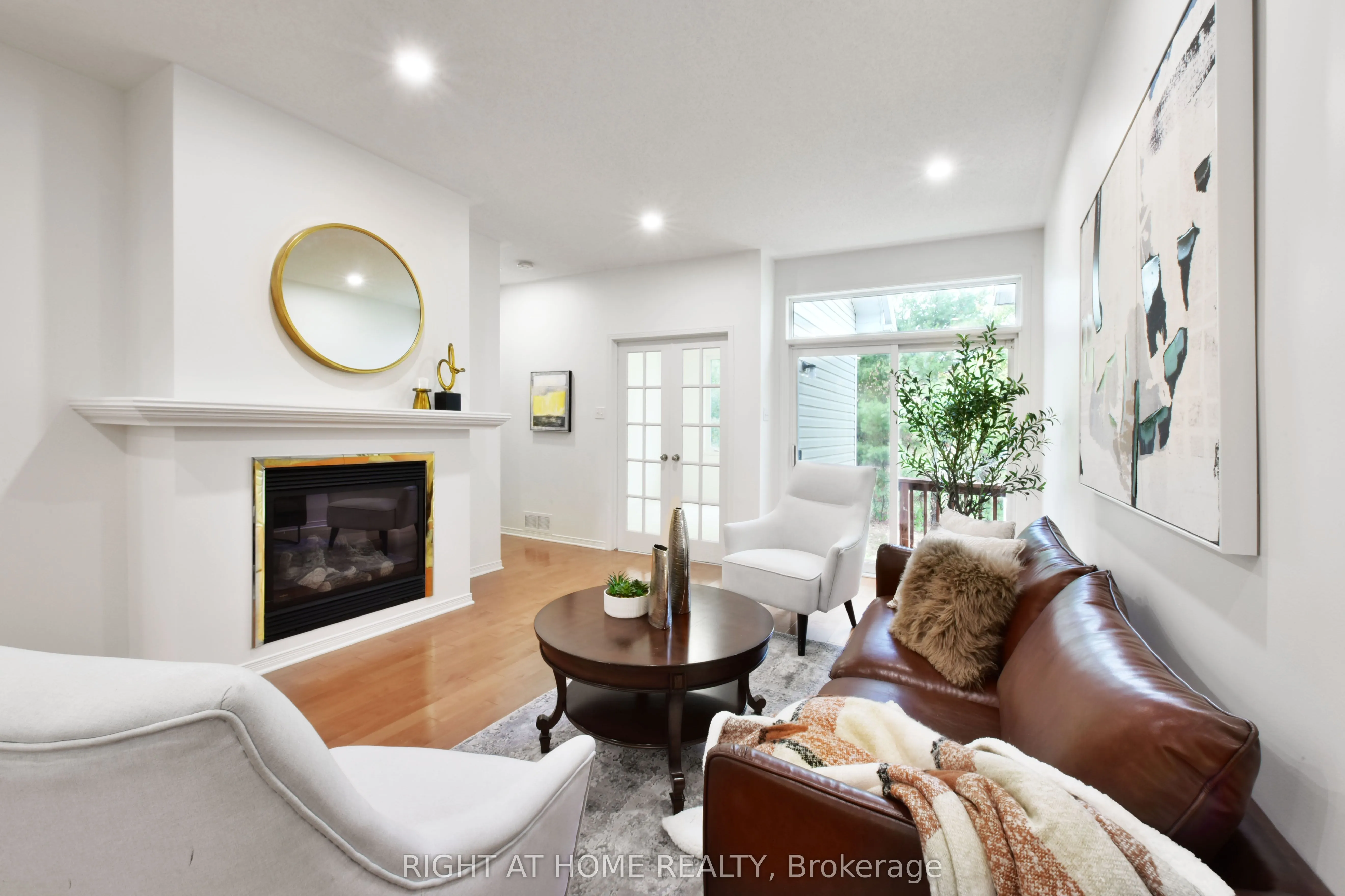 321 BRECKENRIDGE Crescent