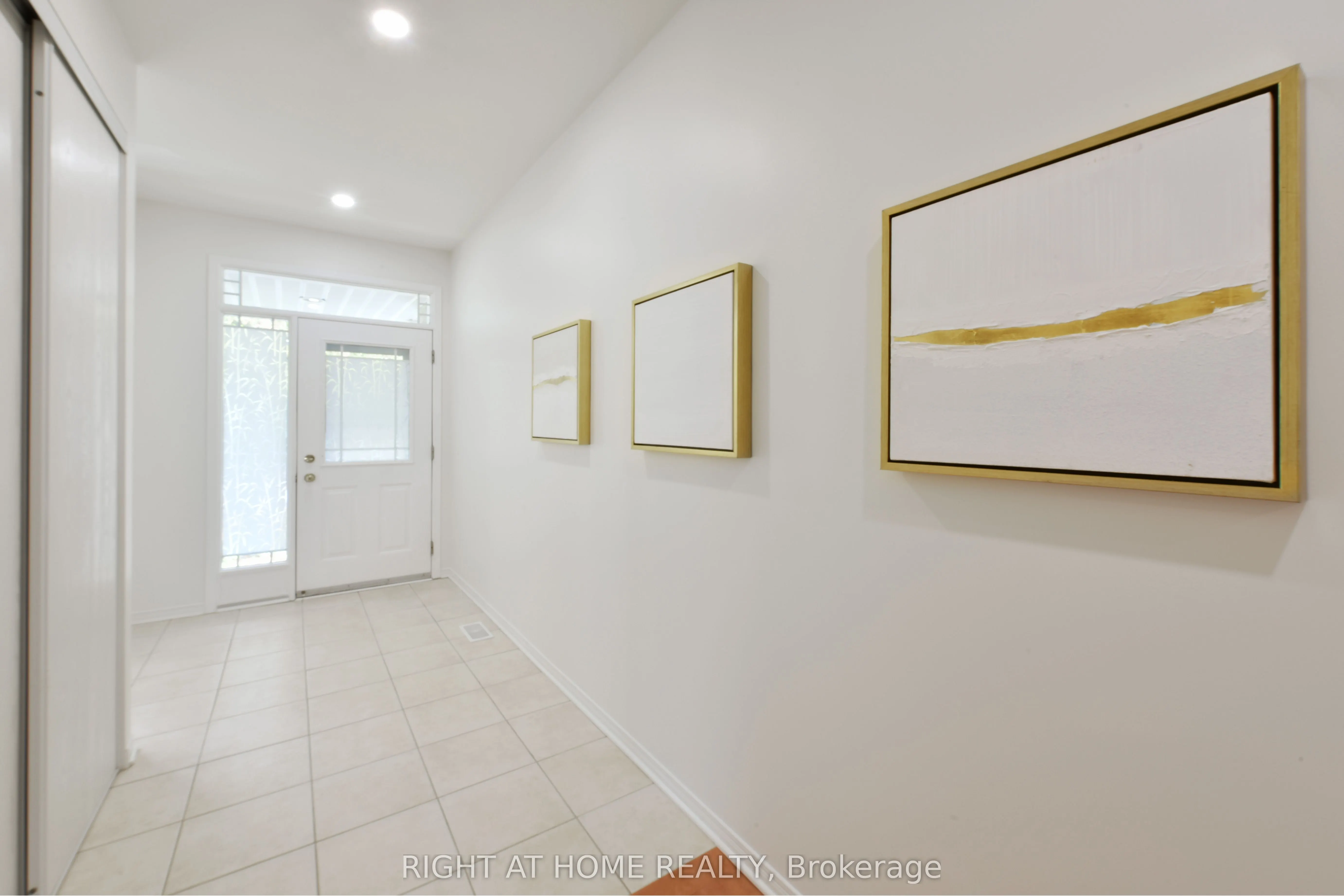 321 BRECKENRIDGE Crescent