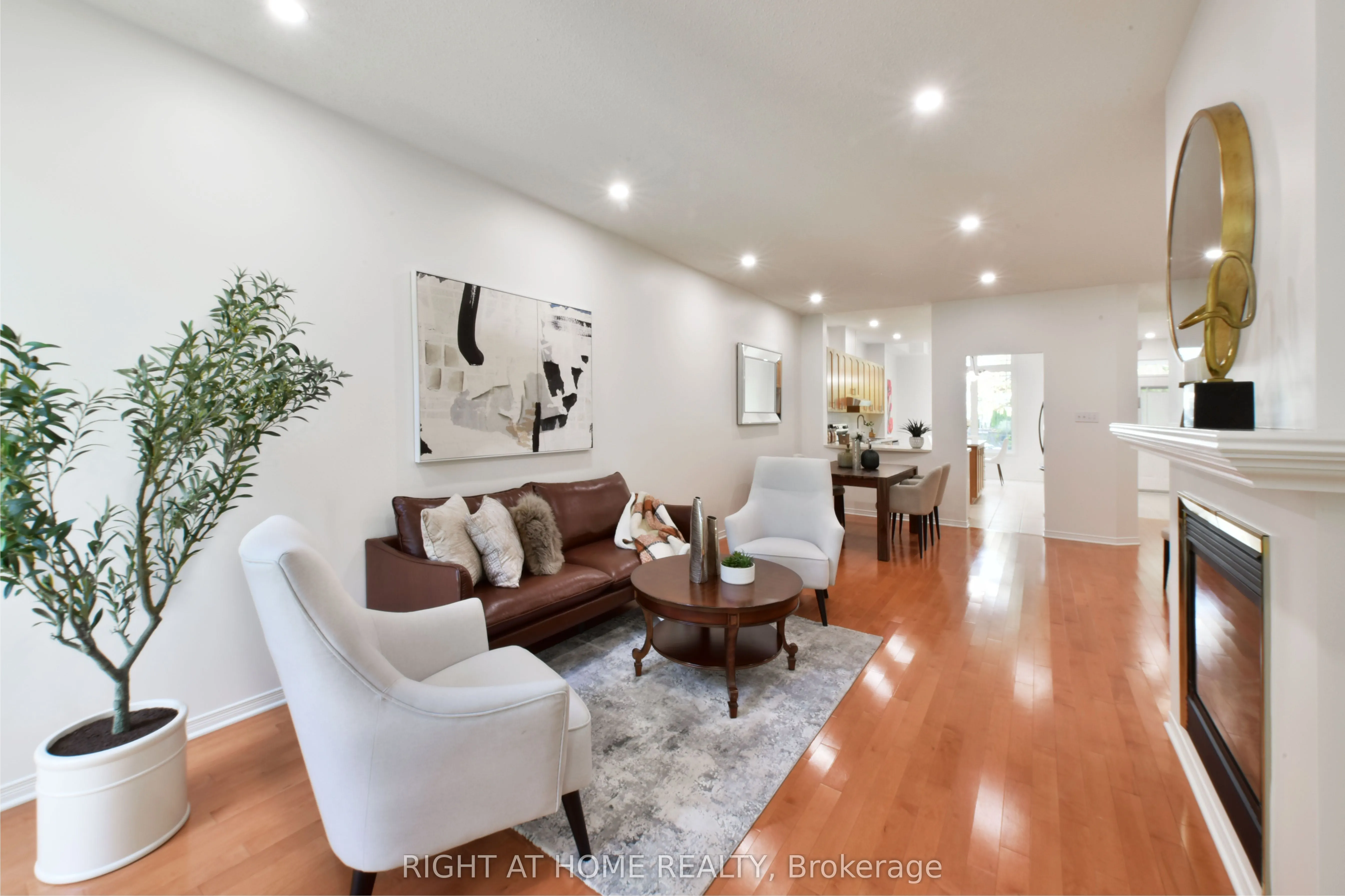 321 BRECKENRIDGE Crescent