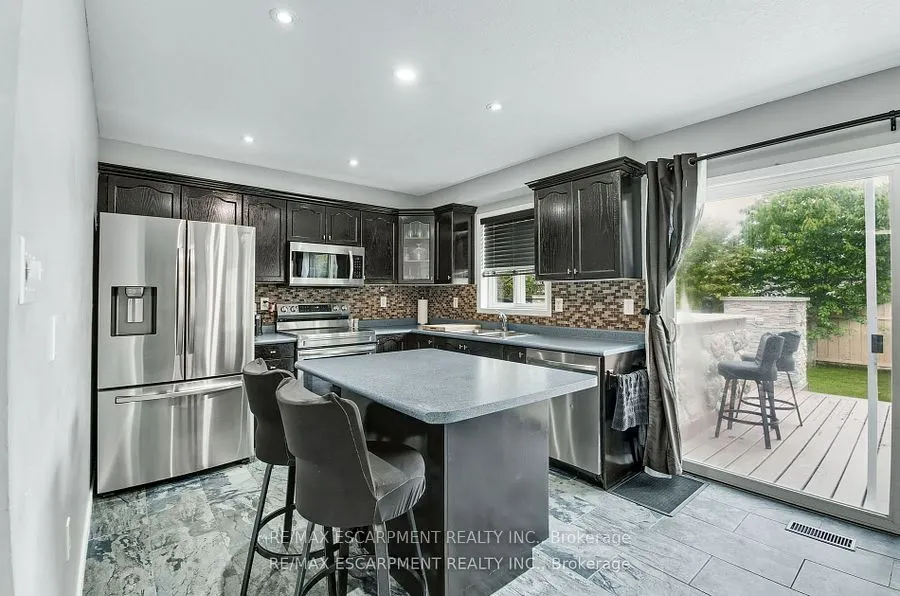 5 Mavin Street
