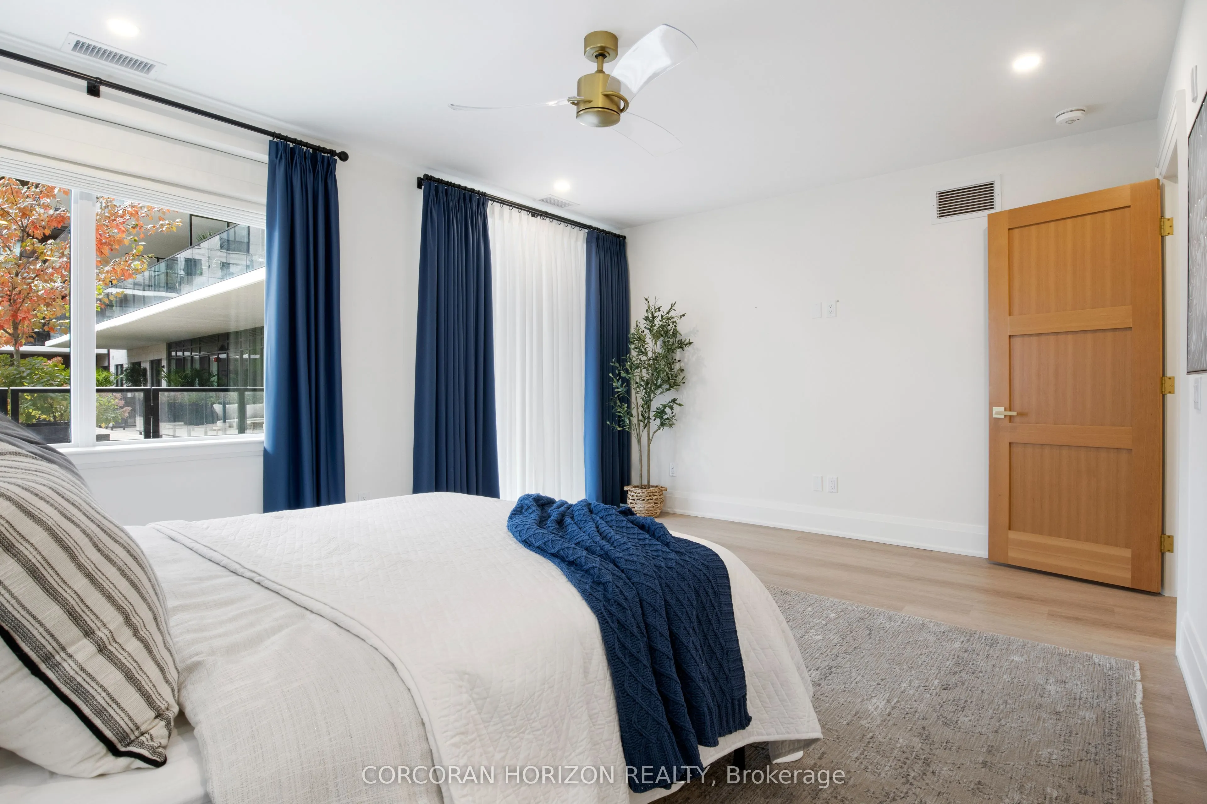 6523 Wellington 7 Road, #109