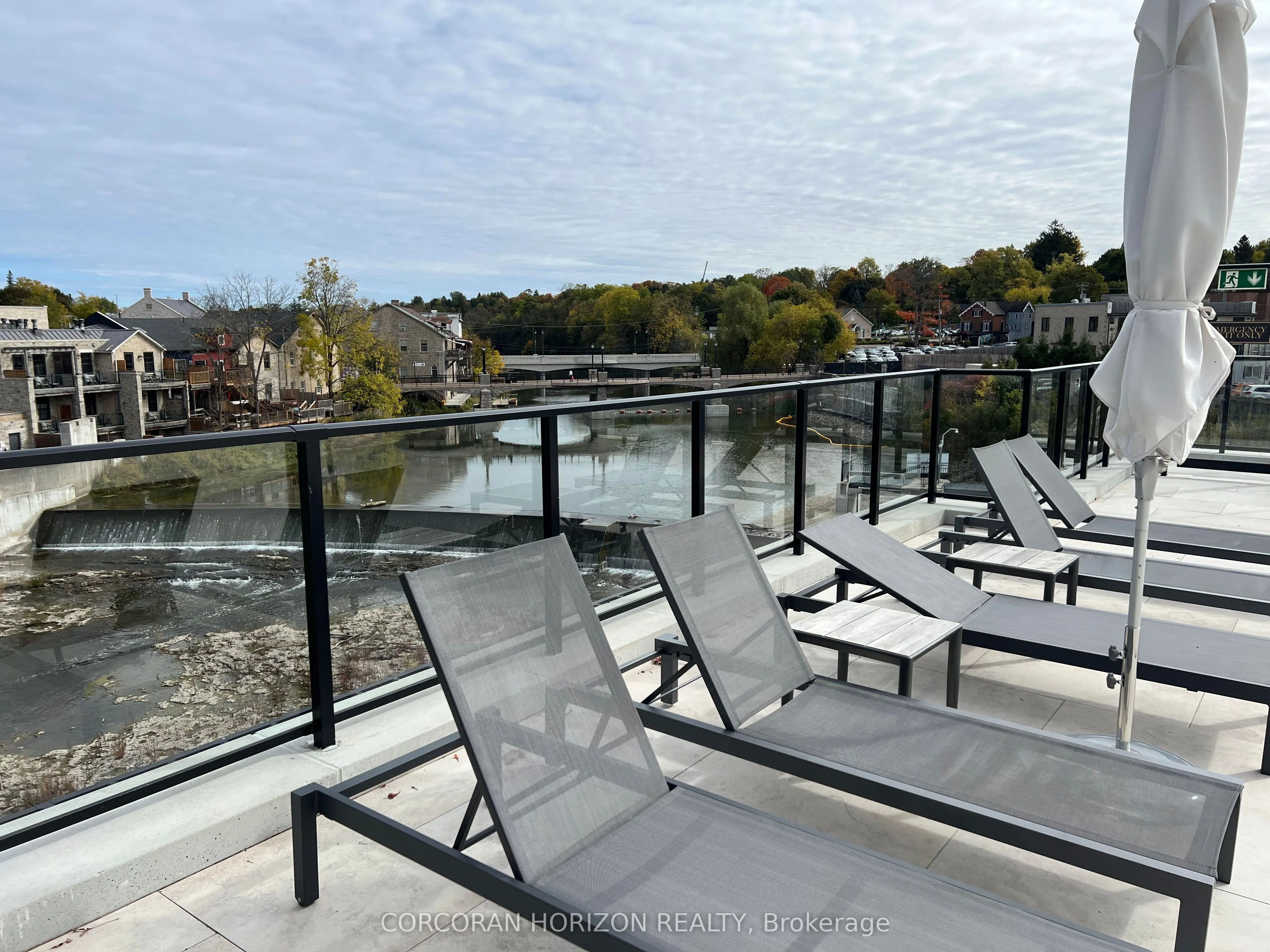 6523 Wellington 7 Road, #109