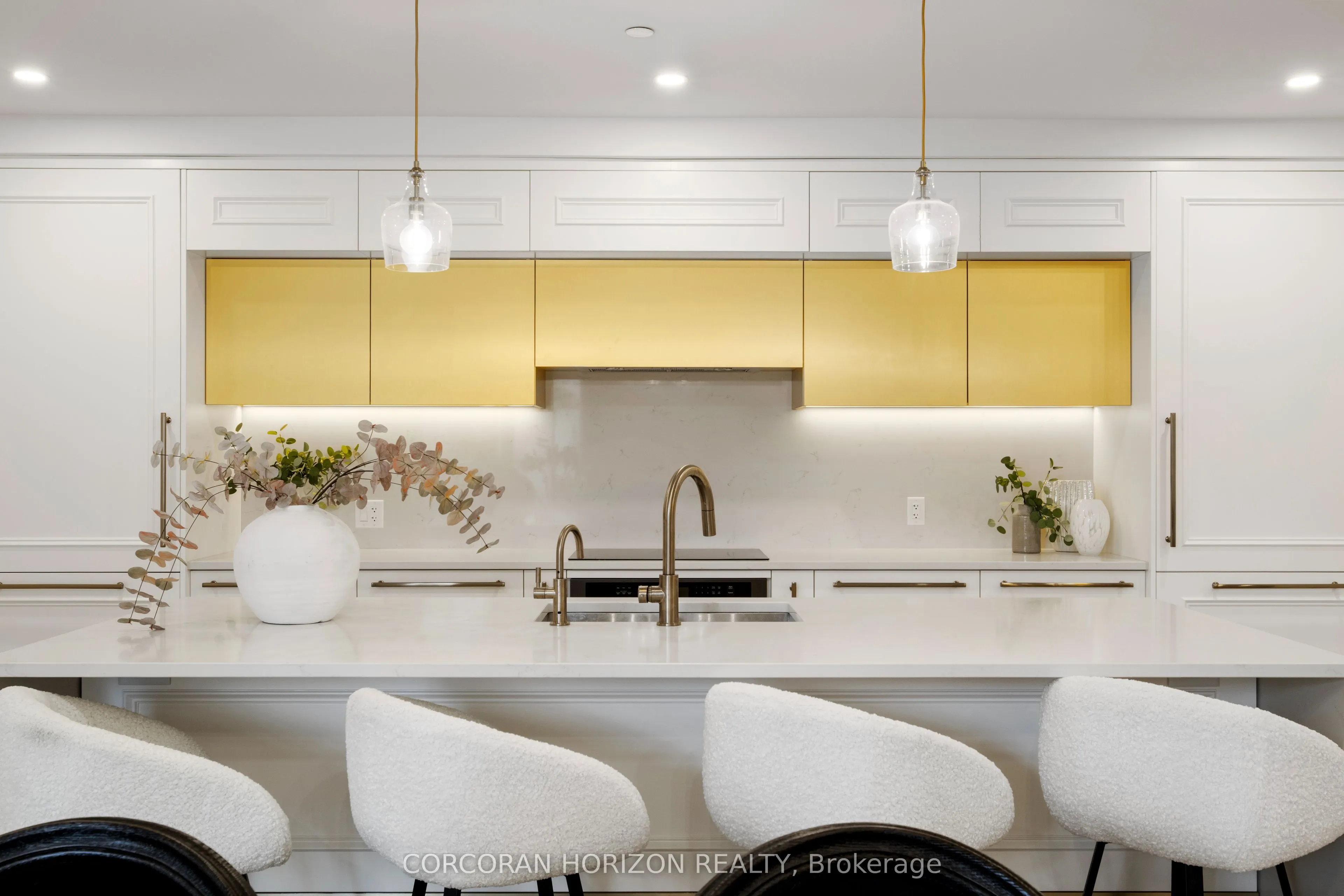 6523 Wellington 7 Road, #109
