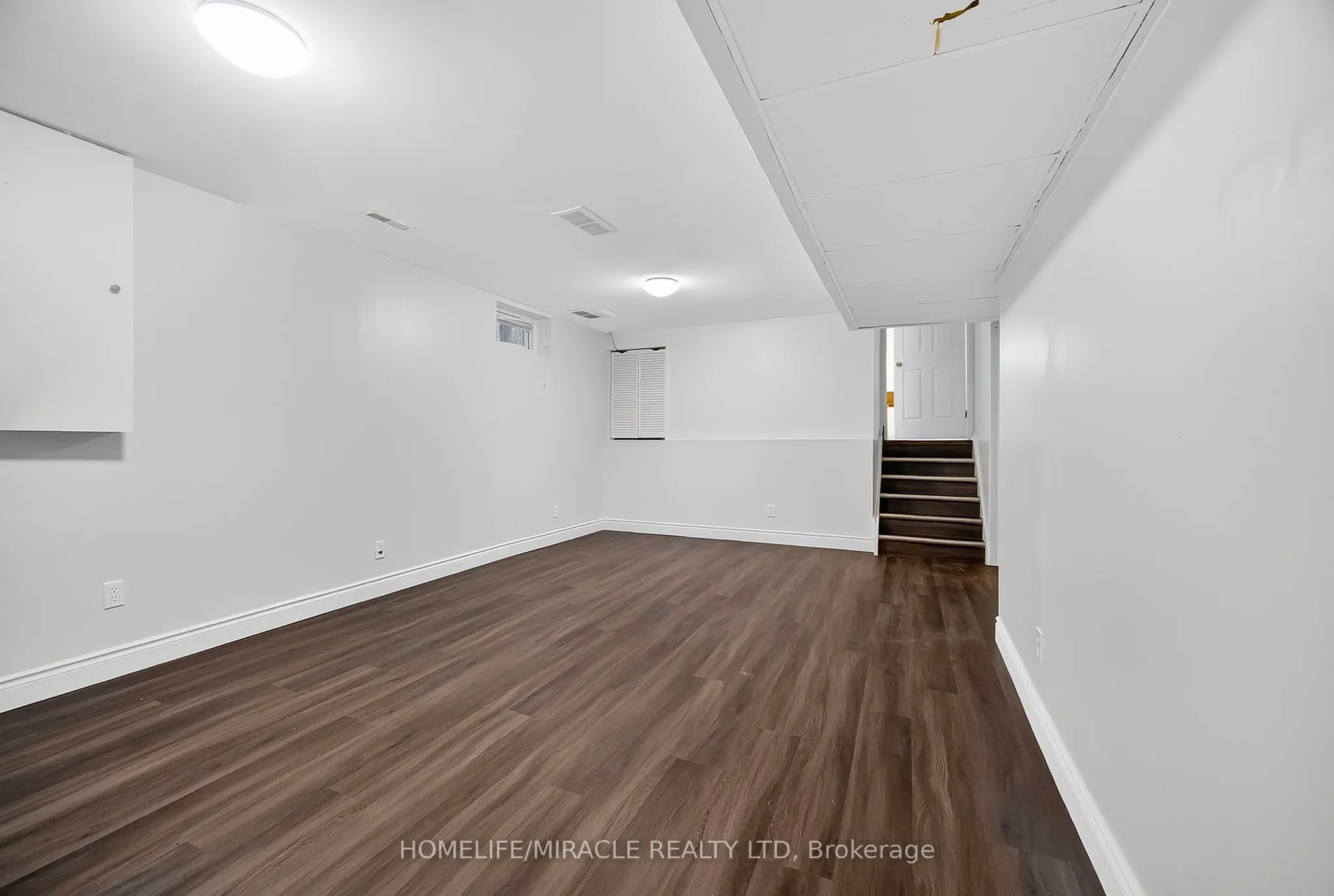 120 Ashbury Avenue