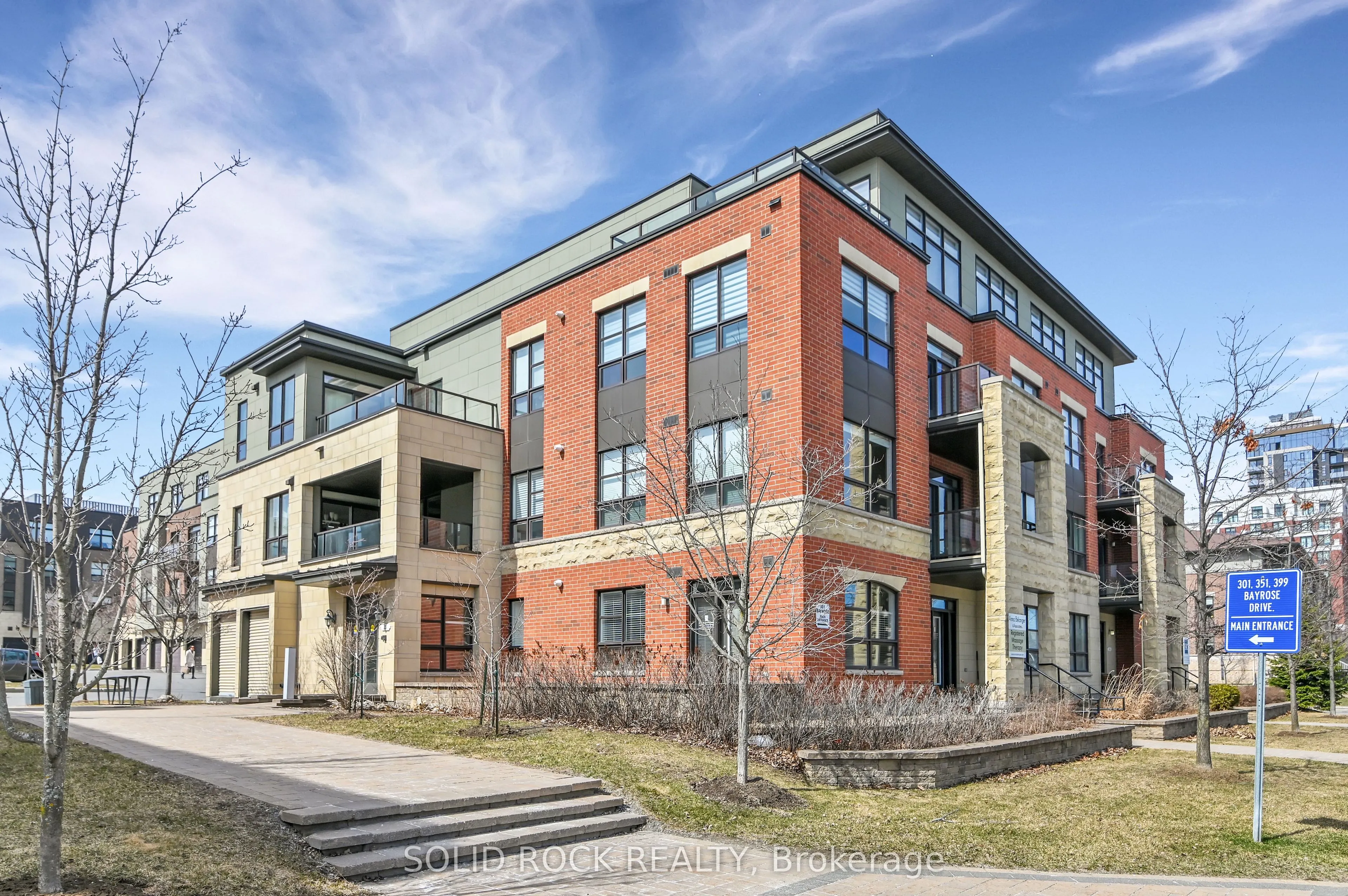 301 BAYROSE Drive, #302
