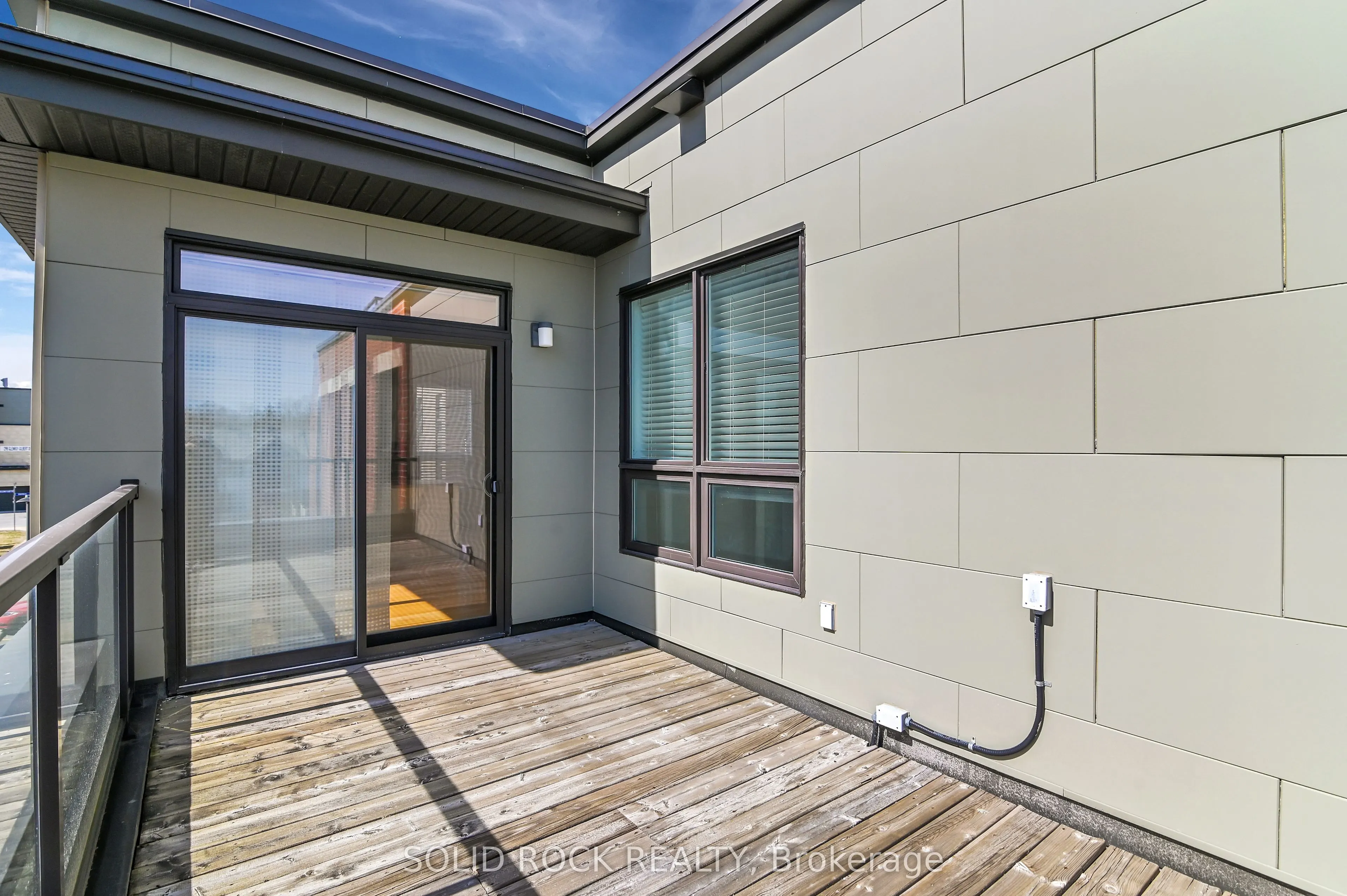 301 BAYROSE Drive, #302
