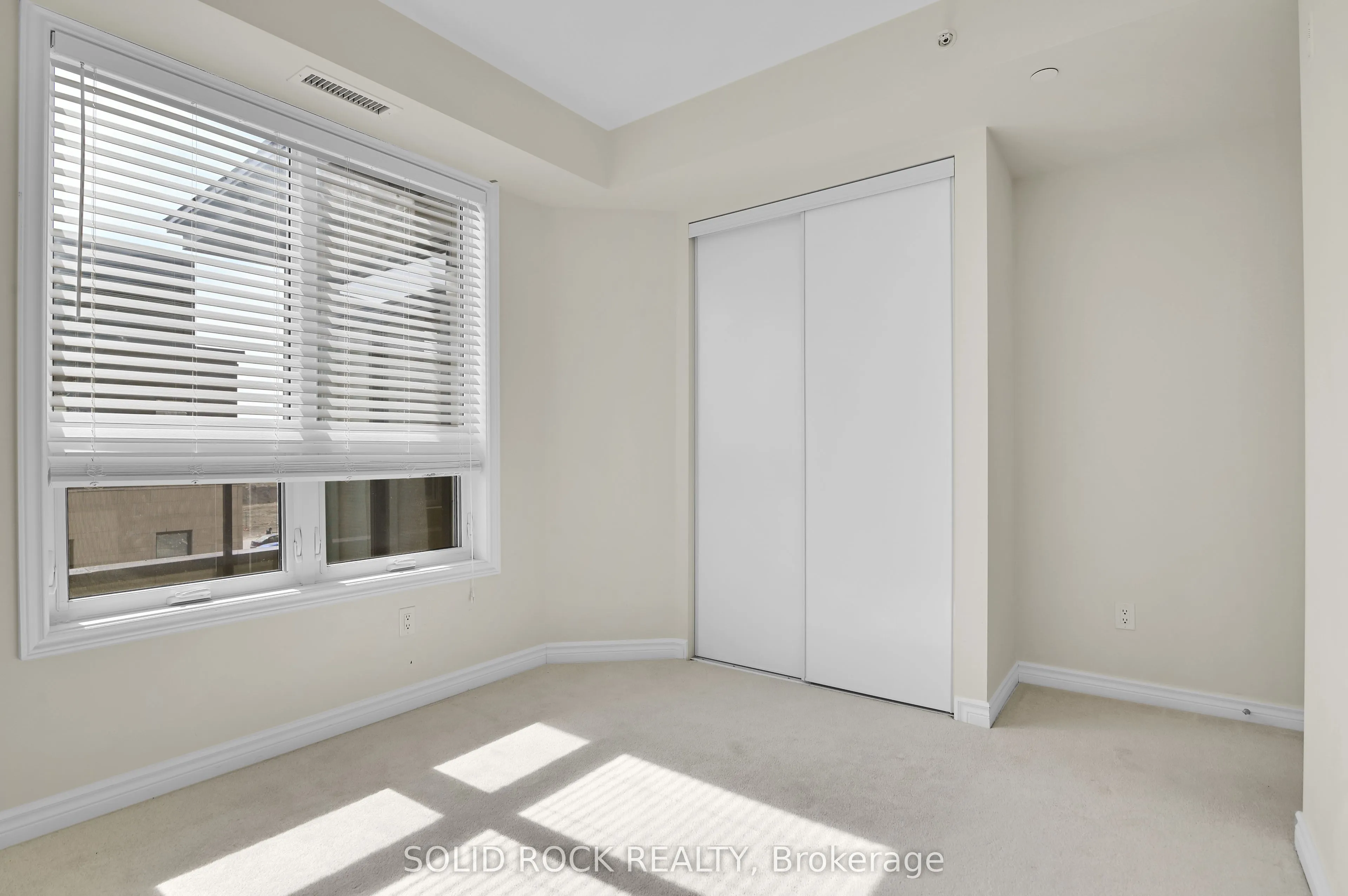 301 BAYROSE Drive, #302