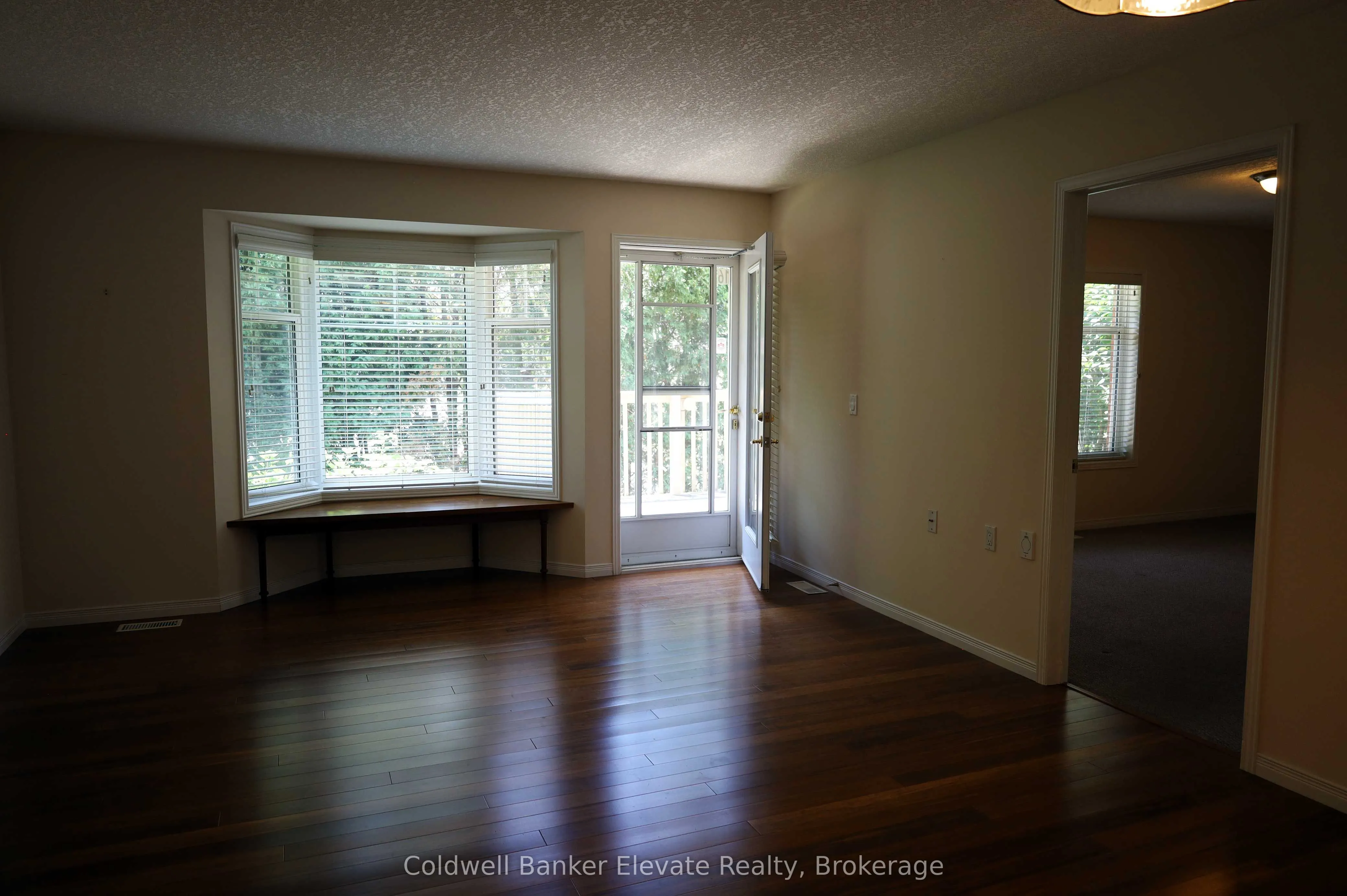 2705 KINGSWAY Drive, #16
