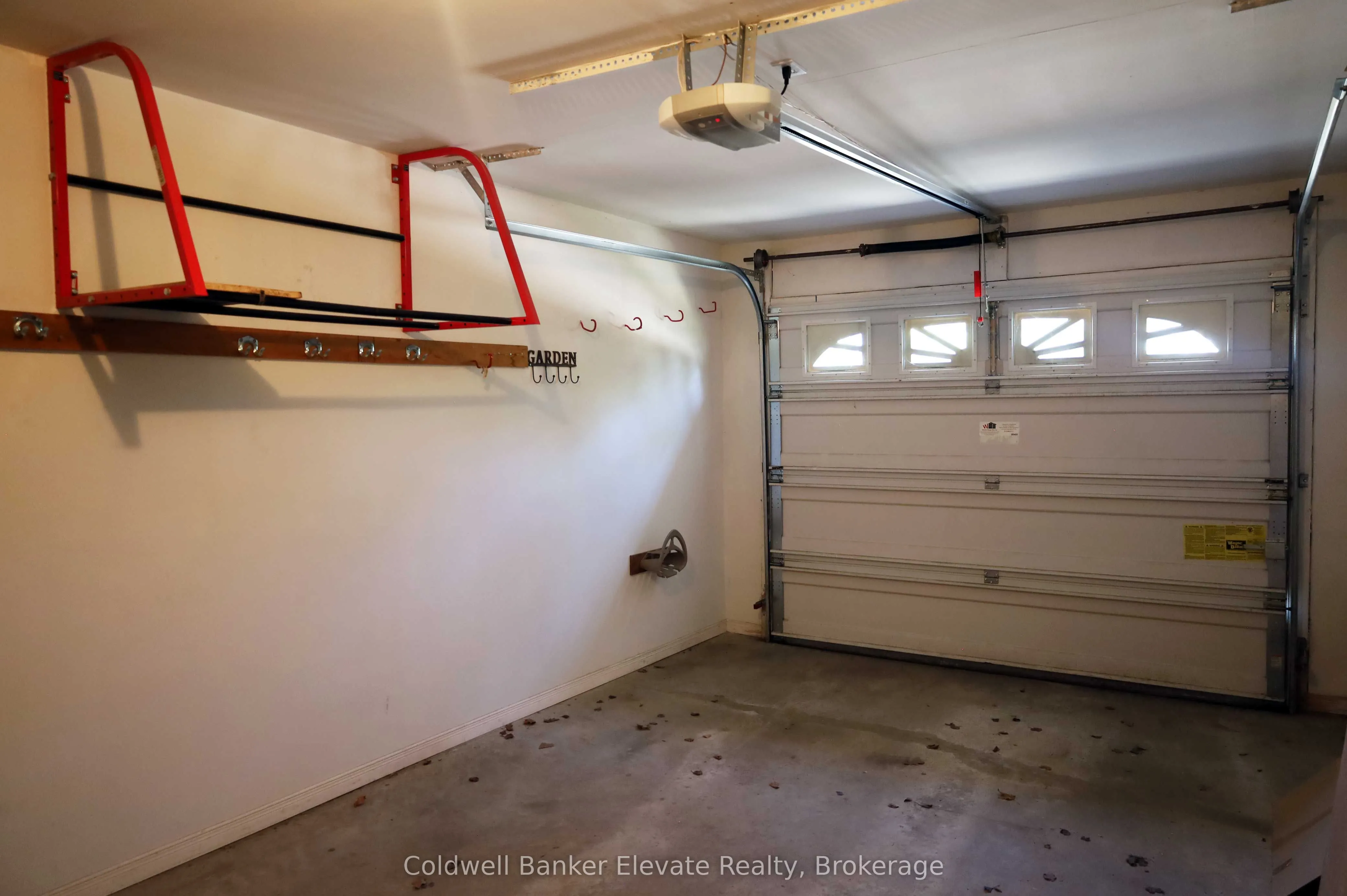 2705 KINGSWAY Drive, #16
