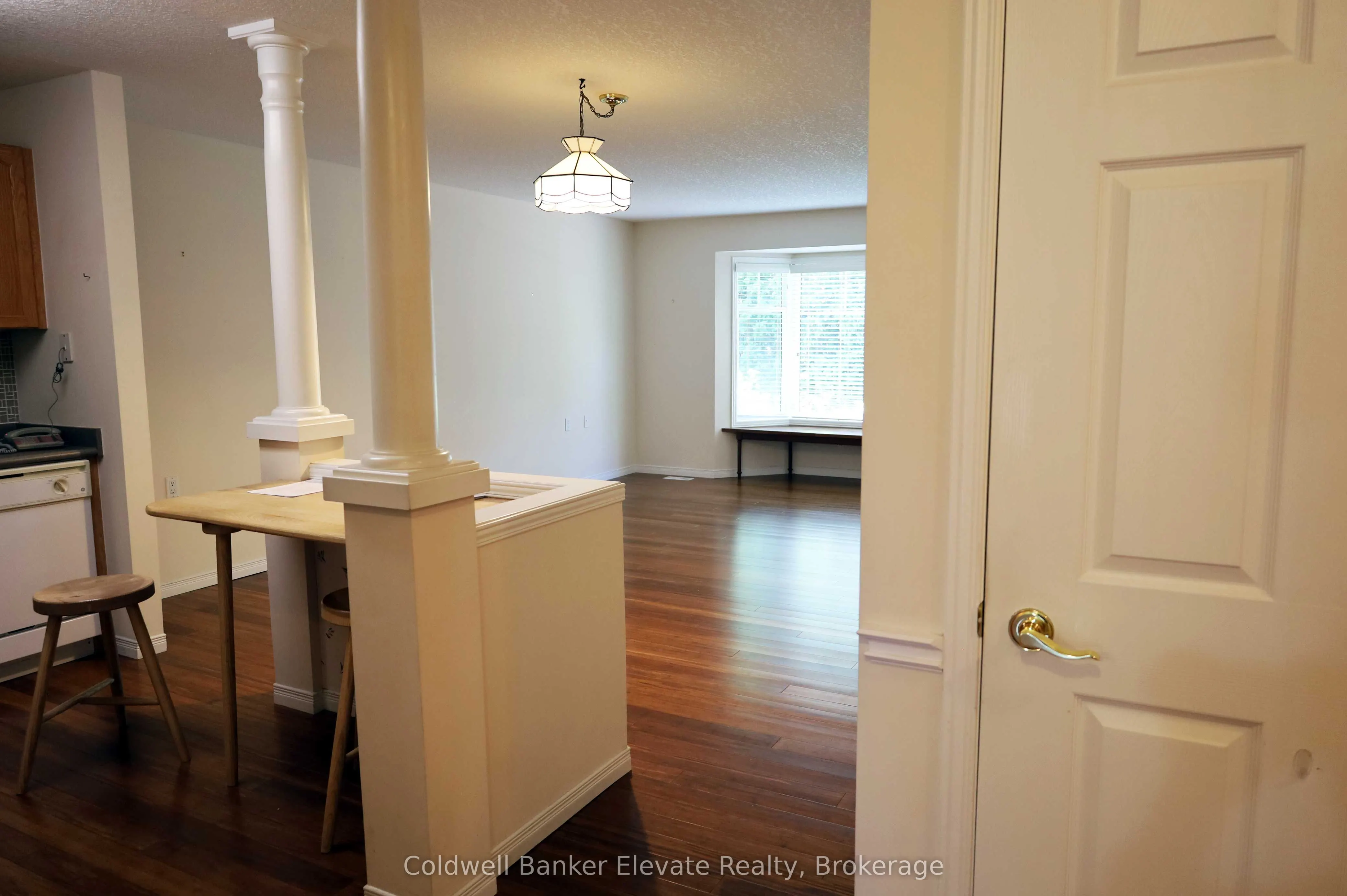 2705 KINGSWAY Drive, #16