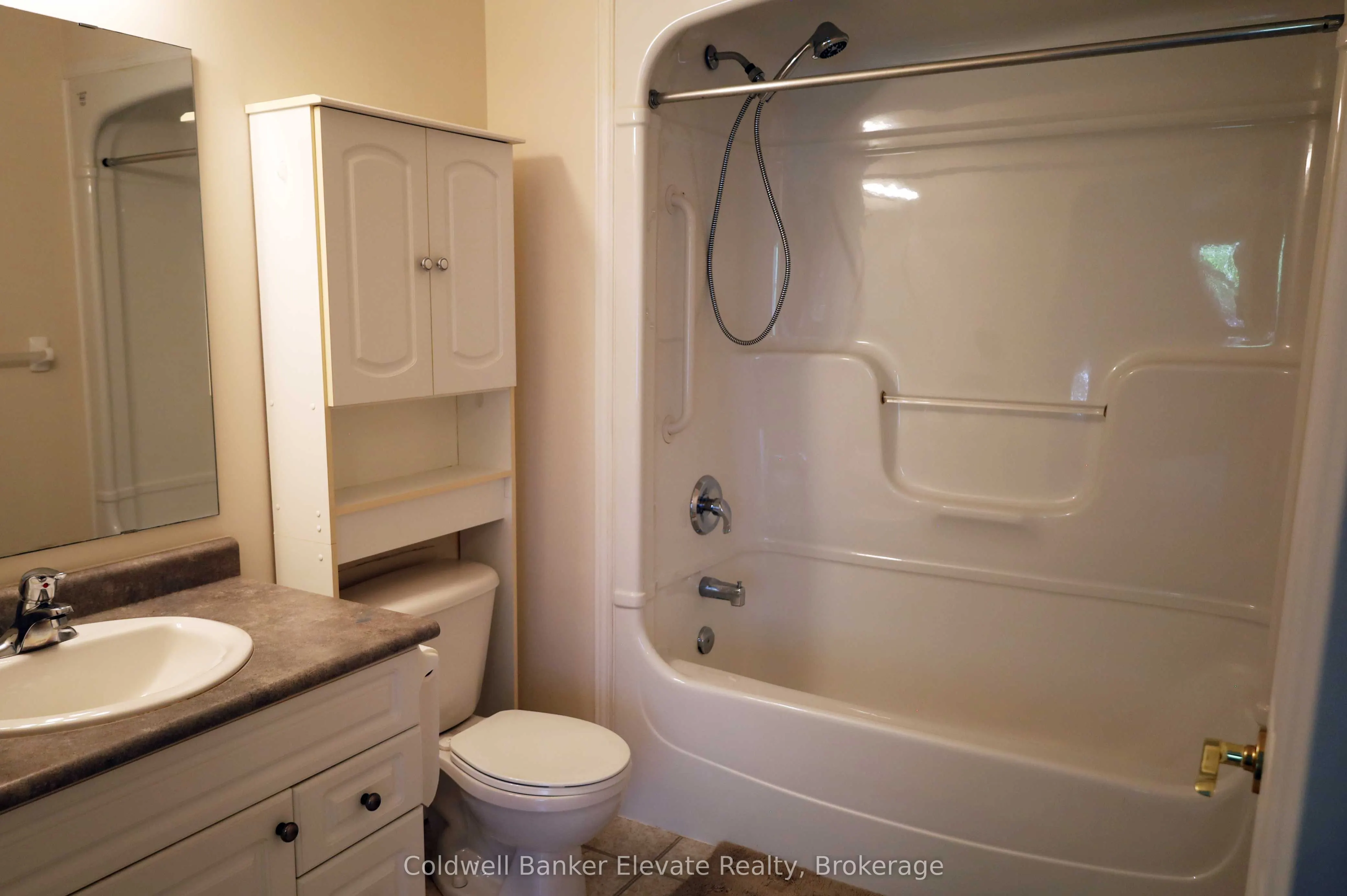 2705 KINGSWAY Drive, #16